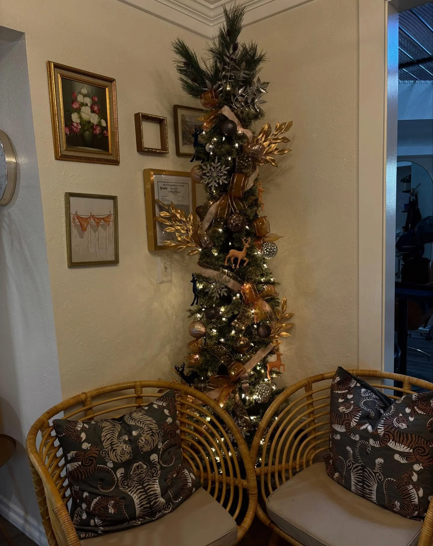 Random recents🎄🤎

#esthetician #redlands #esthetics #inlandempire #beautybiz #smallbusiness #businesswomen