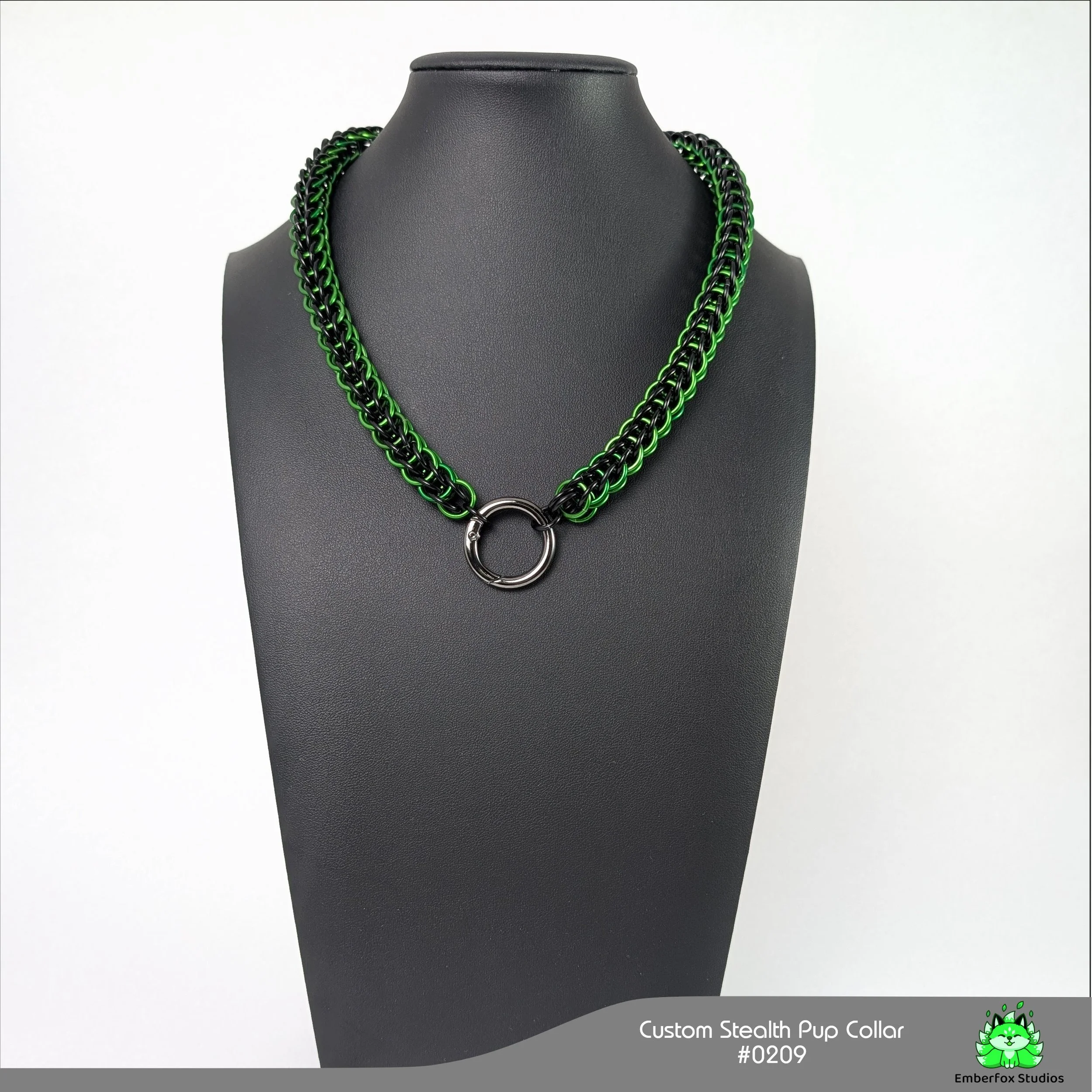 #0209 - Kelly Green, Gloss Black - 18"