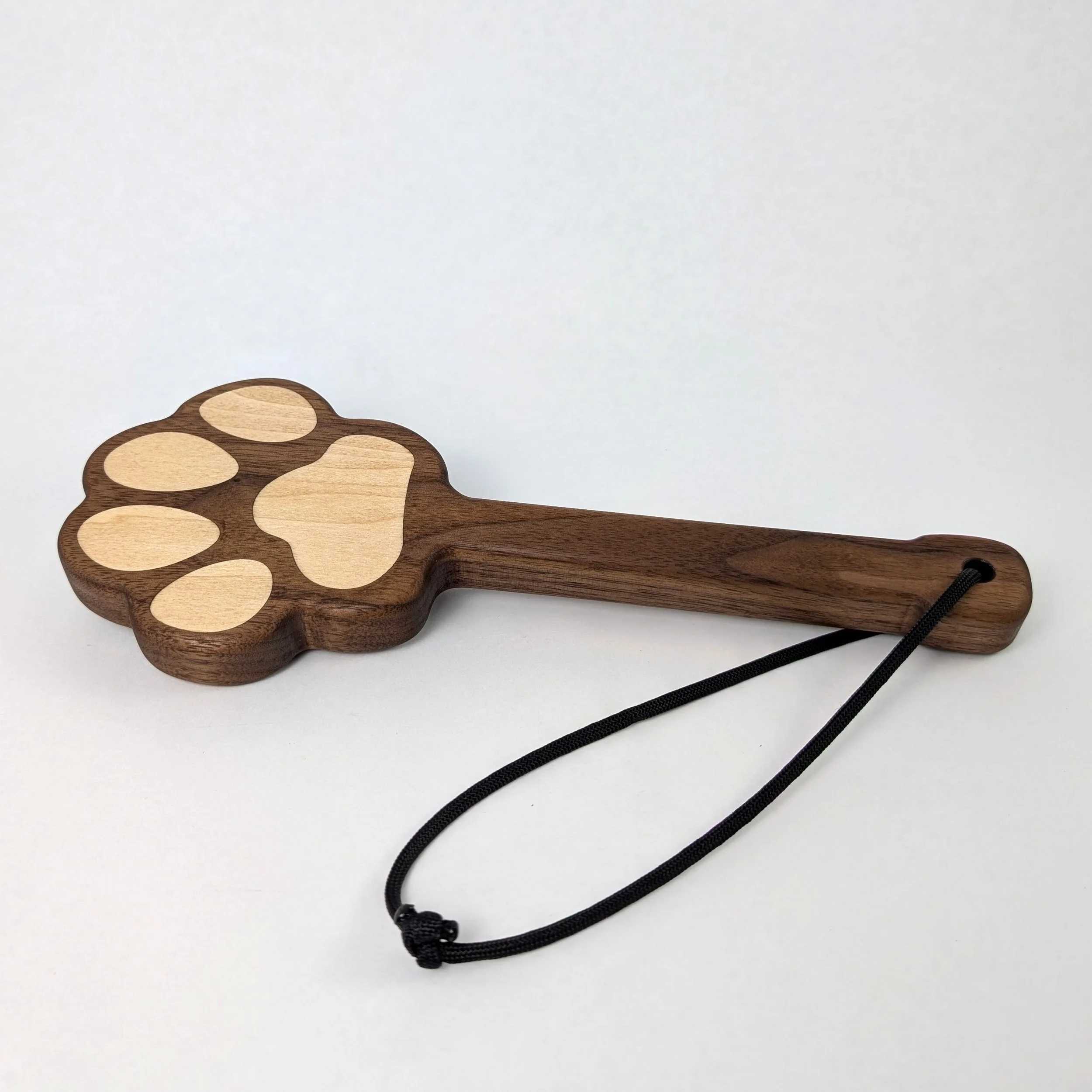 #32 Walnut paw with flat basswood toe beans