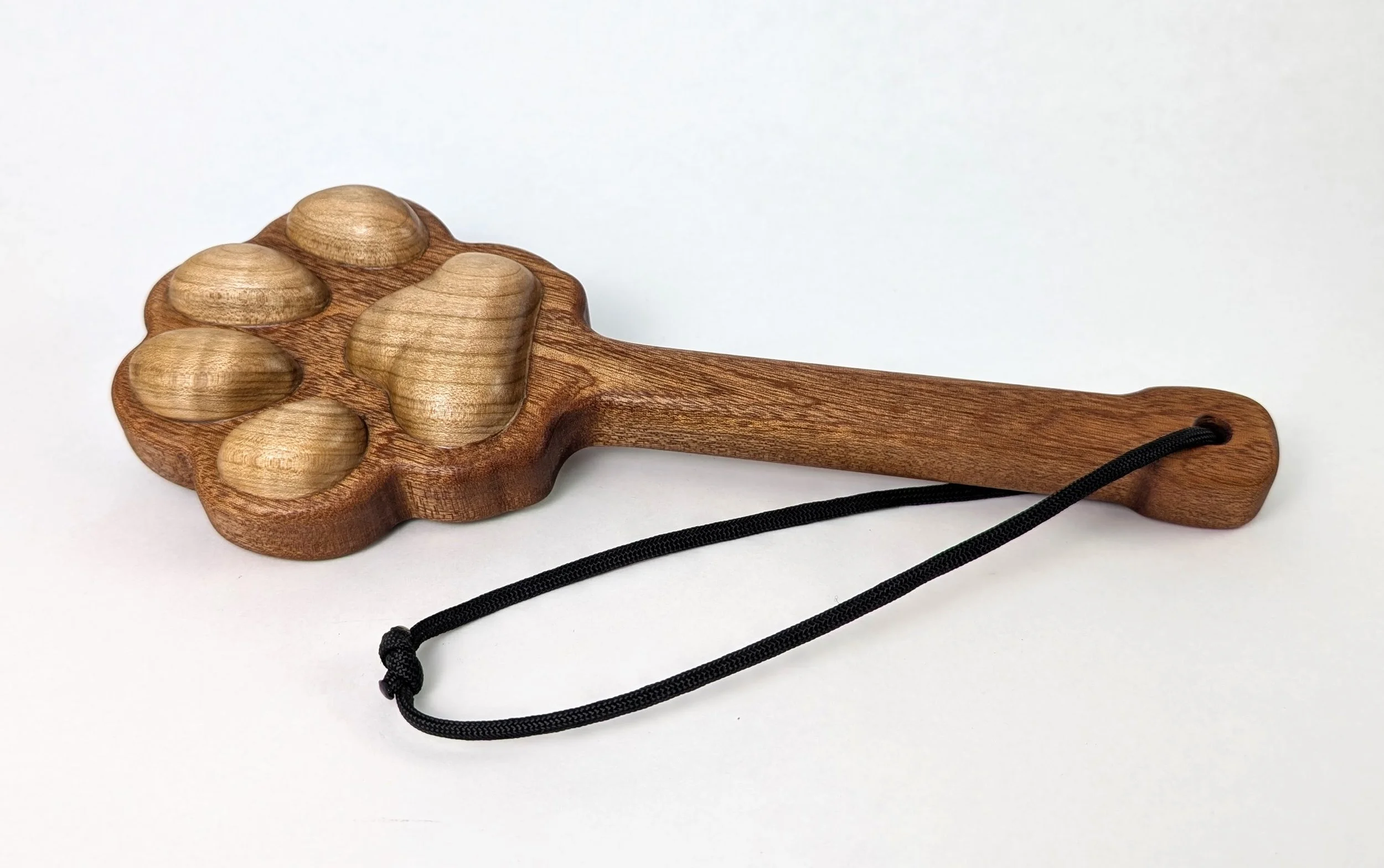 #28 Sapele 3d paw with curly maple toe beans