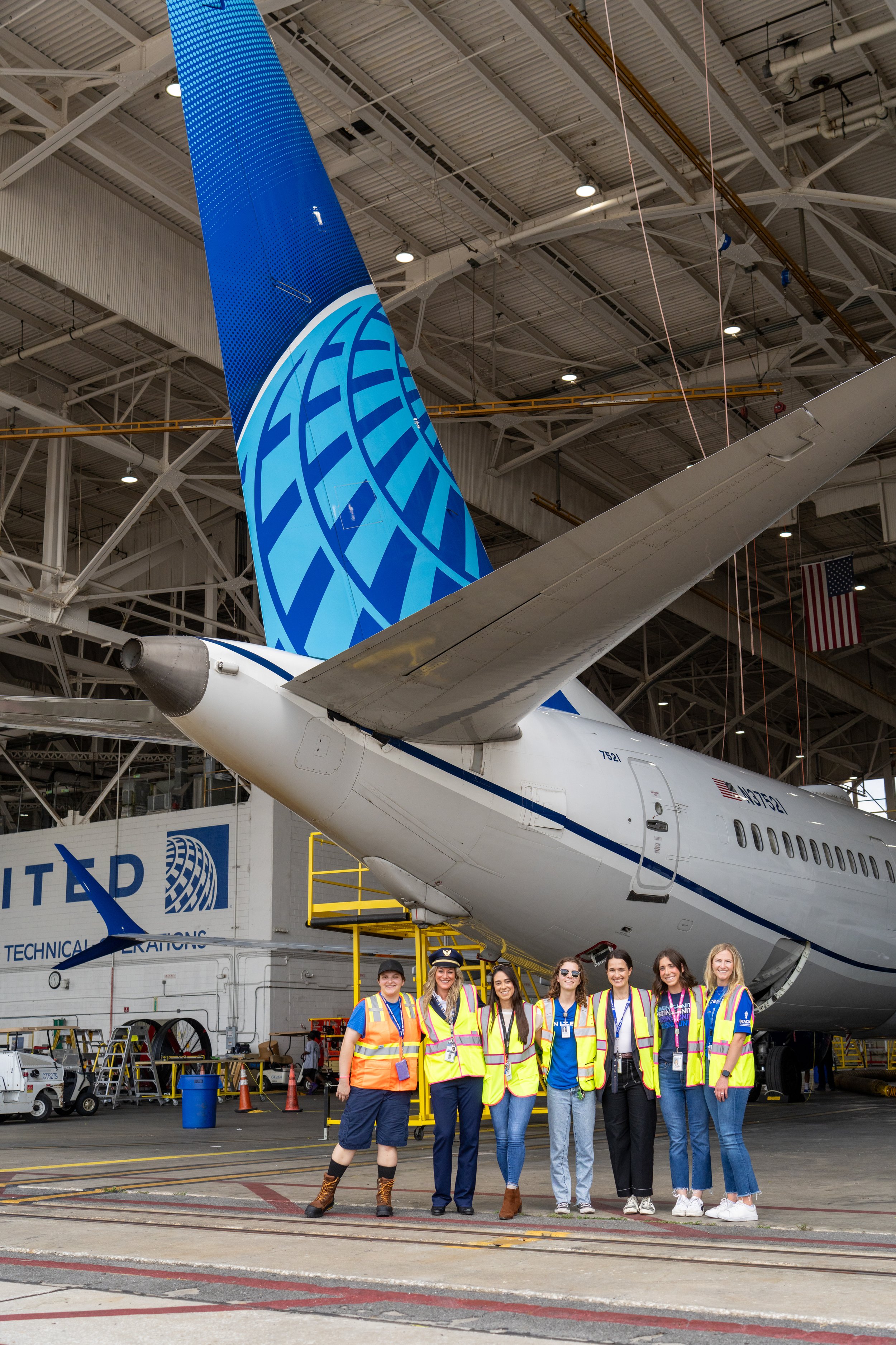 Girls in Aviation Day MCO 20250920 Rendon-01239.jpg