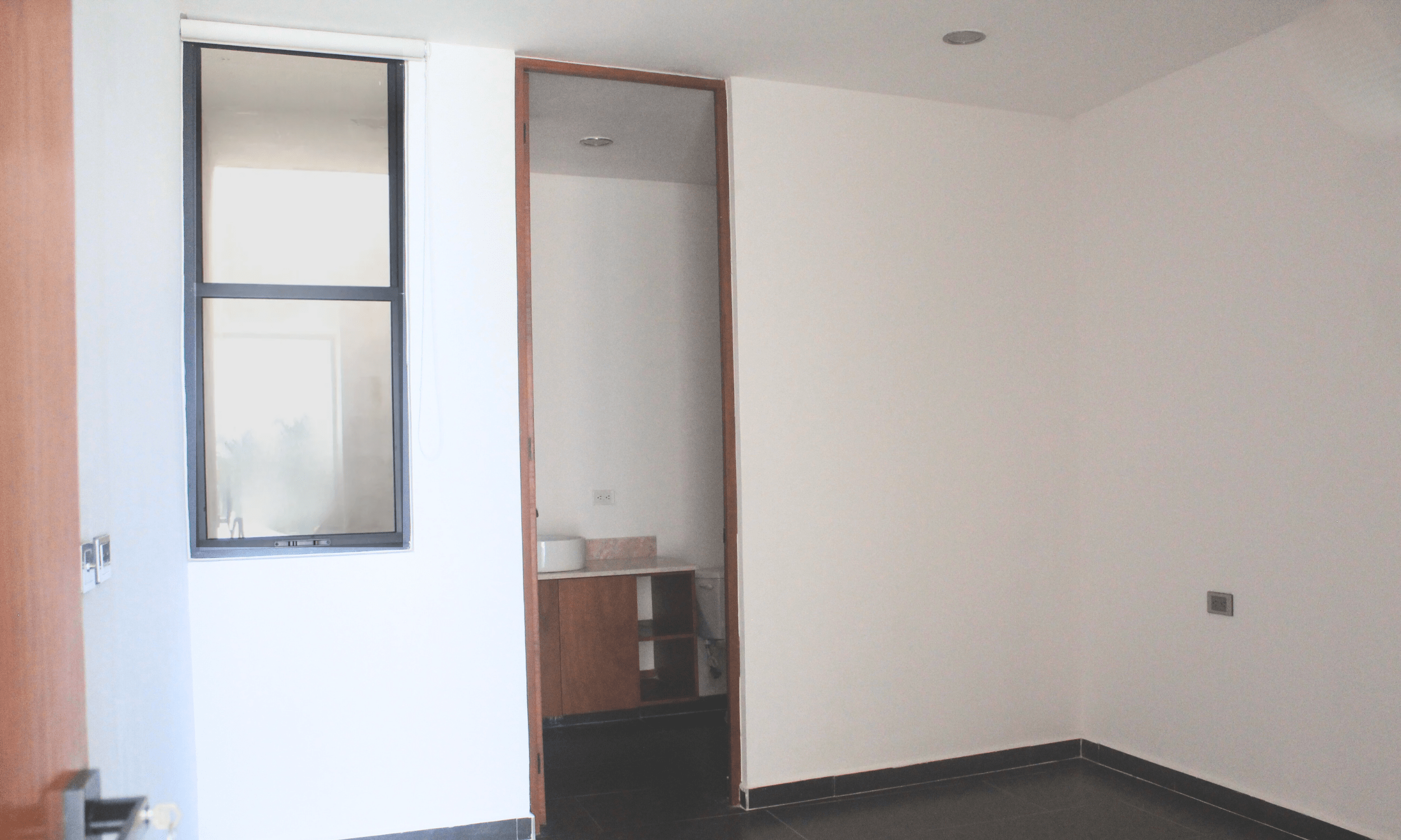 room2-min.png