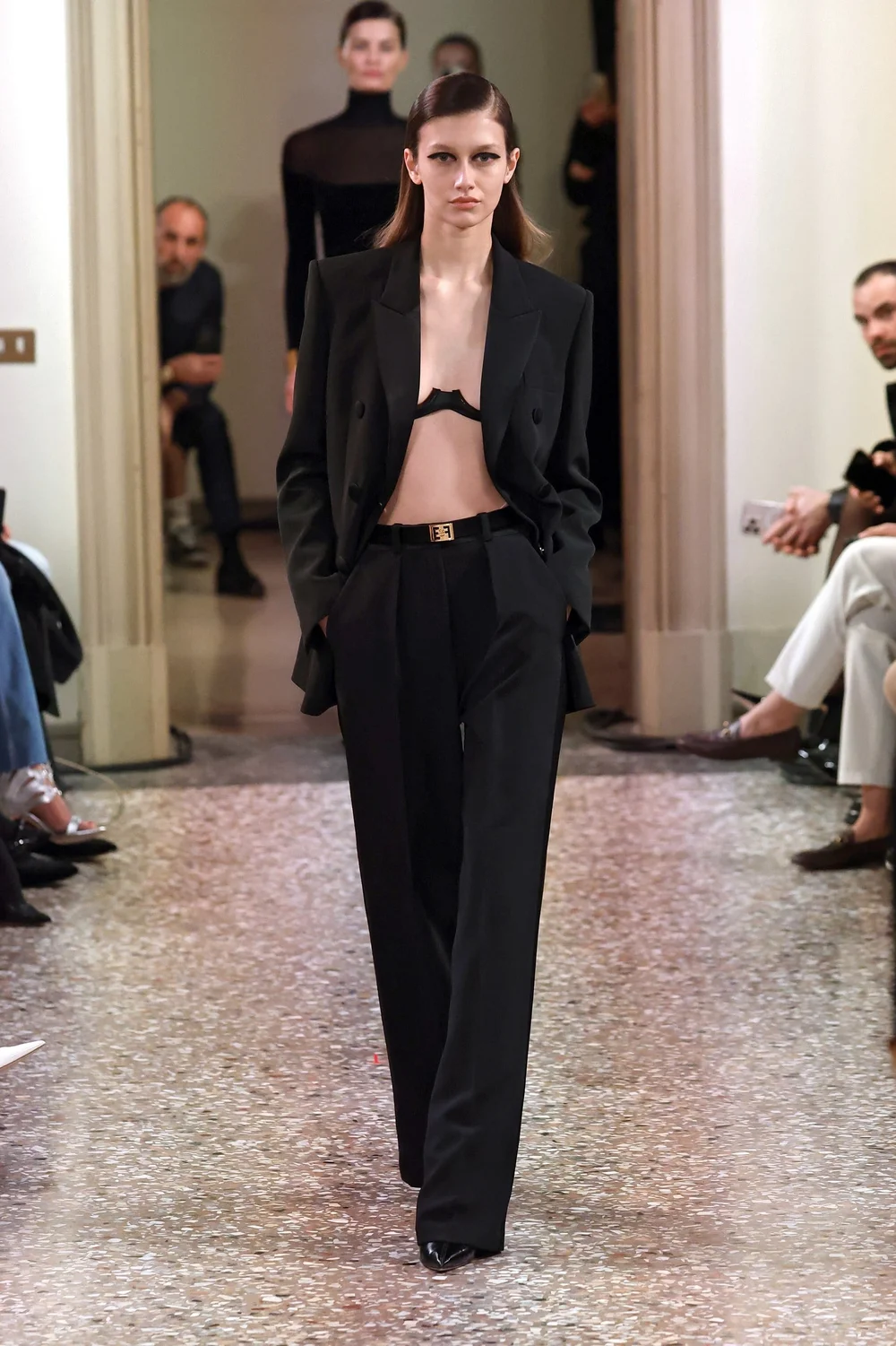 TR24 TR24 Elisabetta-Franchi-Ready-To-Wear-Fall-Winter-2025-Milan-Fashion-Week-Runway-045.jpg