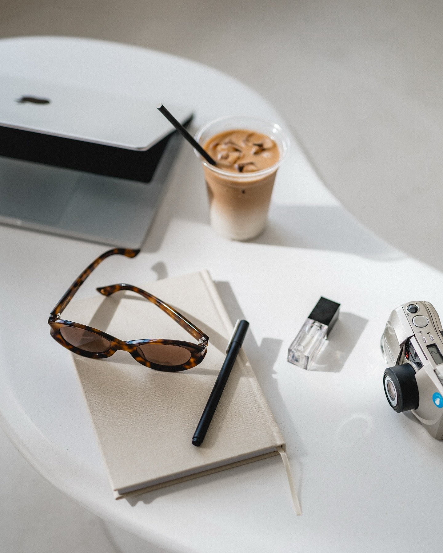 Ahhh dat ging snel! De styled shoot van 15 juli is binnen 3 dagen uitverkocht!

Ik vind het zo leuk om te zien dat jullie net zo enthousiaste zijn als ik over de aankomende edities 🫶🏼 Thanks voor jullie support en ik kan niet wachten om jullie te o