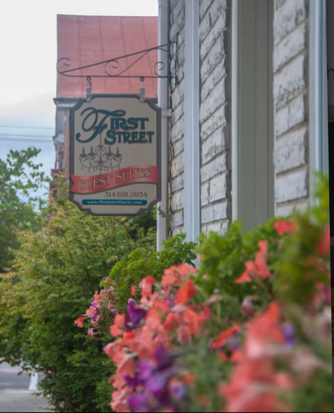 First Street Guest Suite.PNG