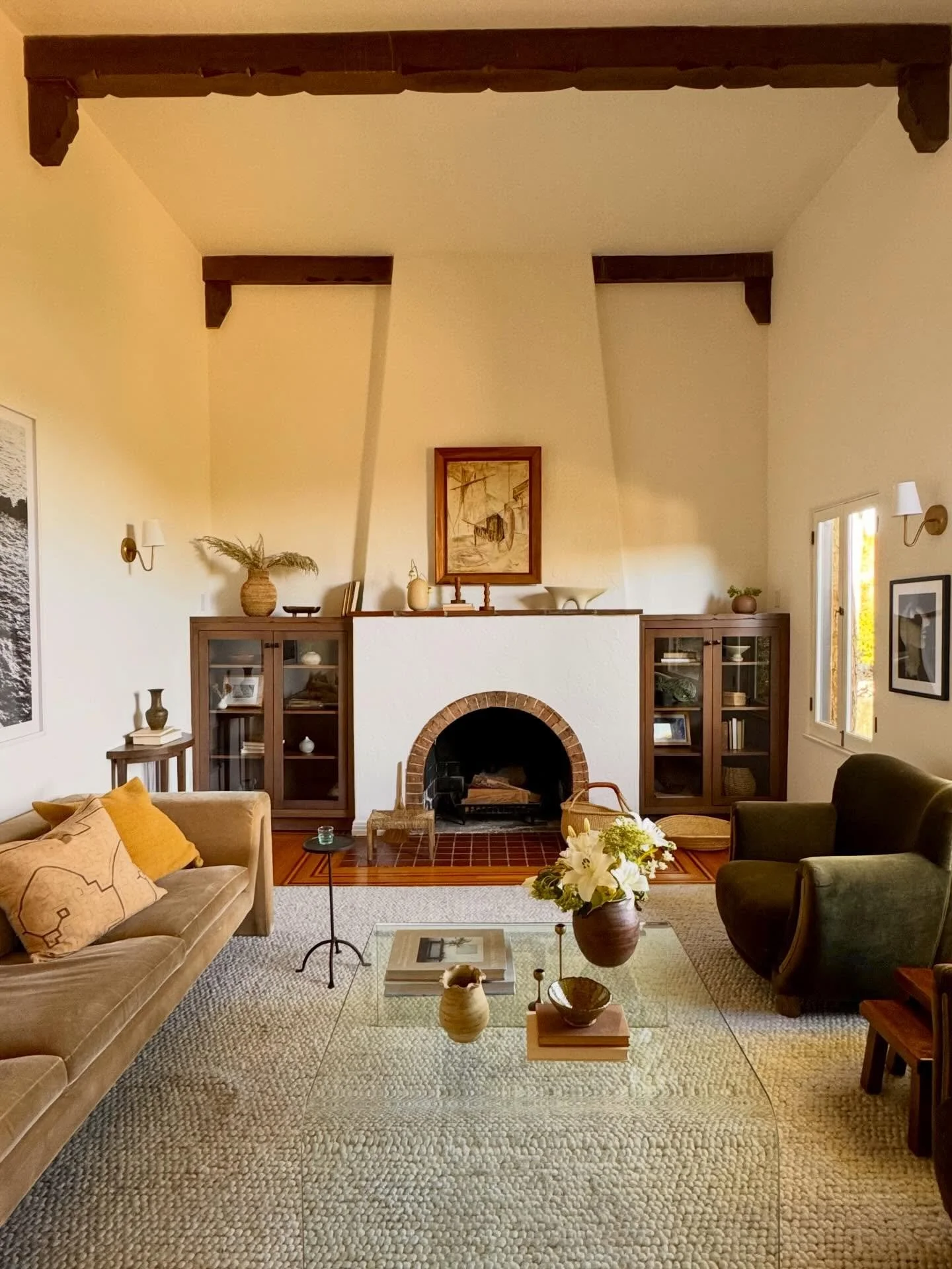 Just Listed! 🌺 A character-rich Spanish Revival tucked into the heart of Moreno Highlands

✔️ Circa 1929 and set privately above the street, this classic Spanish home is filled with original charm including 12-foot beamed ceilings, wood floors with 