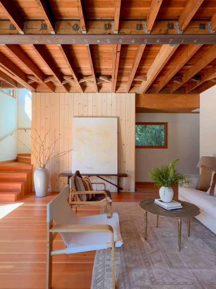 🌿 A layered treehouse retreat in Mt. Washington

✔️ I ❤️&nbsp;the wood-clad kitchen that opens to views of the pool and patio

✔️ A rare creative compound at the top of Mt. Washington with a main house, guest spaces, and multiple structures tucked i