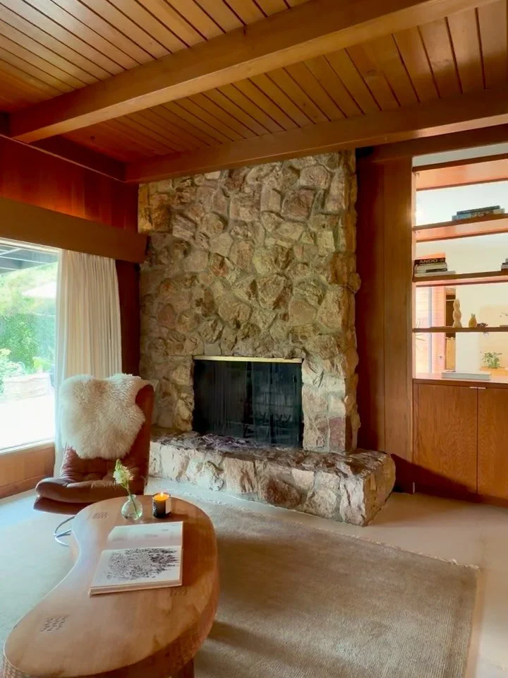 Just Listed! 🥃 A warm 1955 mid-century retreat tucked into the hills of Sherman Oaks

✔️ Privately set above the street on a spacious double lot, blending preserved mid-century character with thoughtful modern updates

✔️ I ❤️ the tongue-and-groove 
