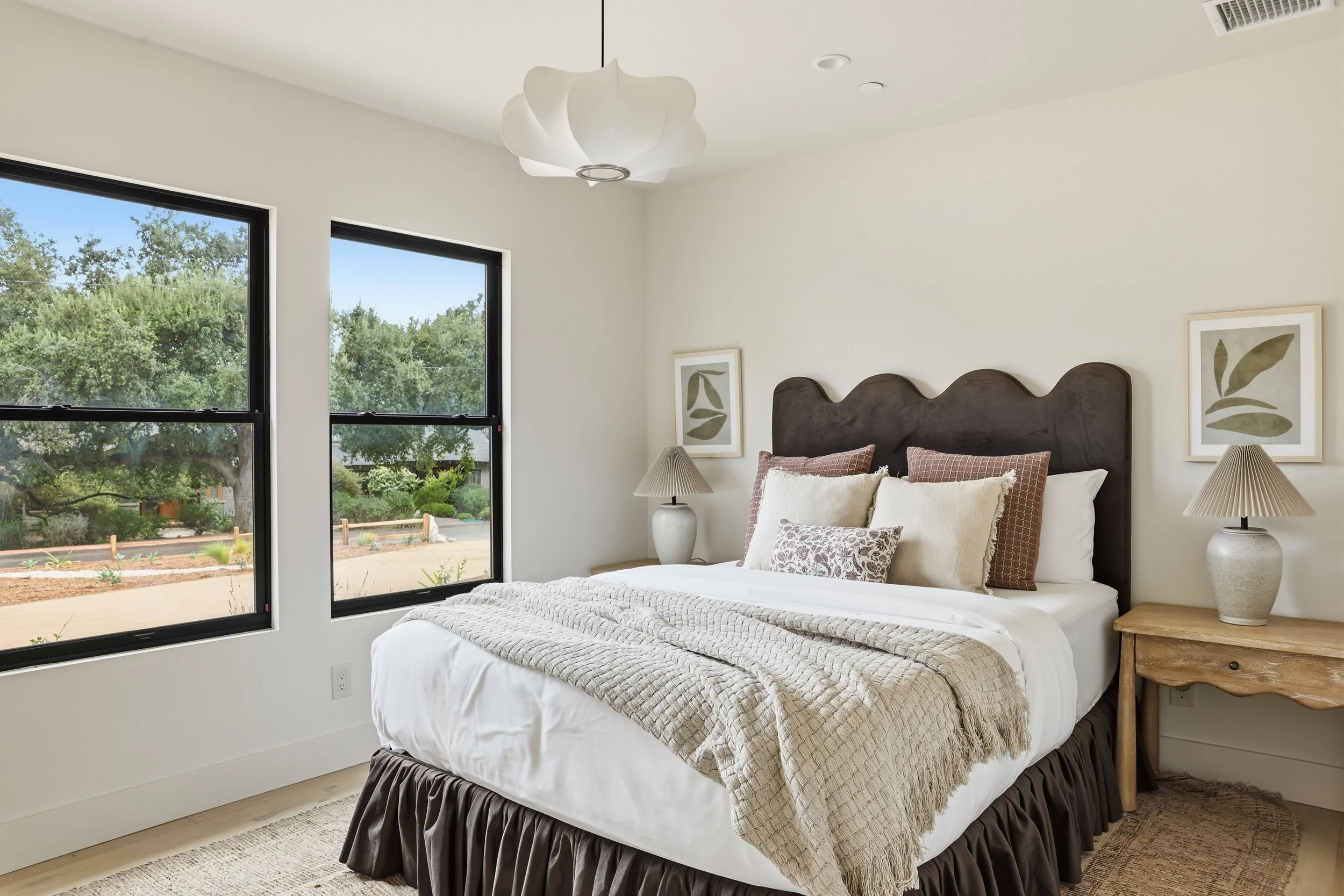 3033 Clarmeya MLS -virtuallyherestudios.com-8.jpg