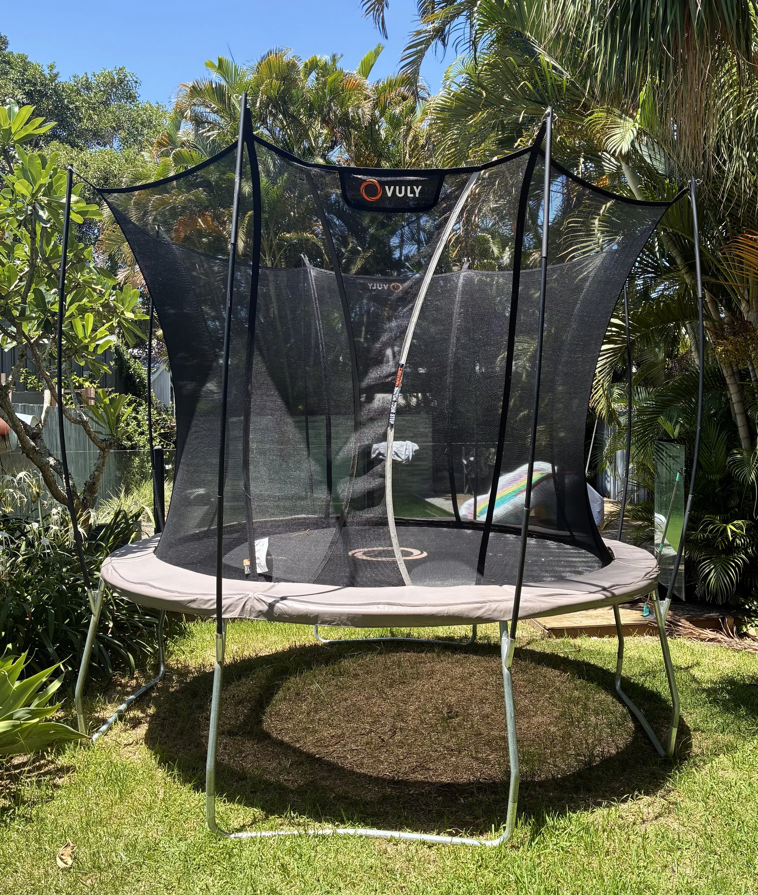 Vuly Ultra 2 medium secondhand for sale in Brisbane. Includes delivery and assembly (within Greater Brisbane). As new, save 45% compared to a brand new model.