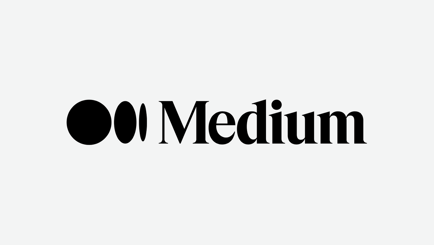 An icon with three black circles of varying sizes followed by the text 'Medium' in bold black font on a light gray background.