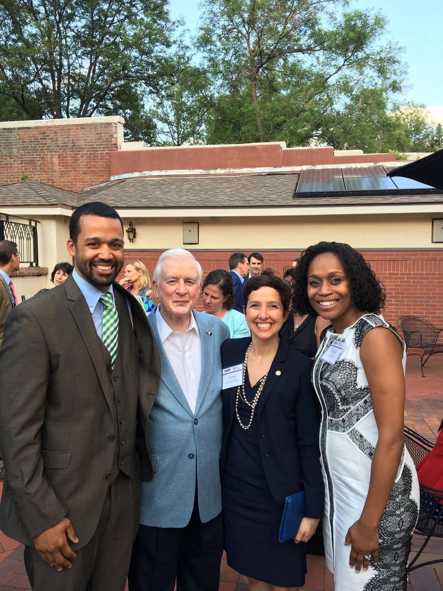 VA educators and former Gov. James Hunt