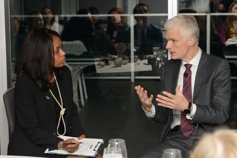 Dr. Samuel facilitates a strategic dialogue with Andreas Schleicher (OECD), engaging governors’ advisors in a discussion on the global state of education and its implications for policy and practice.