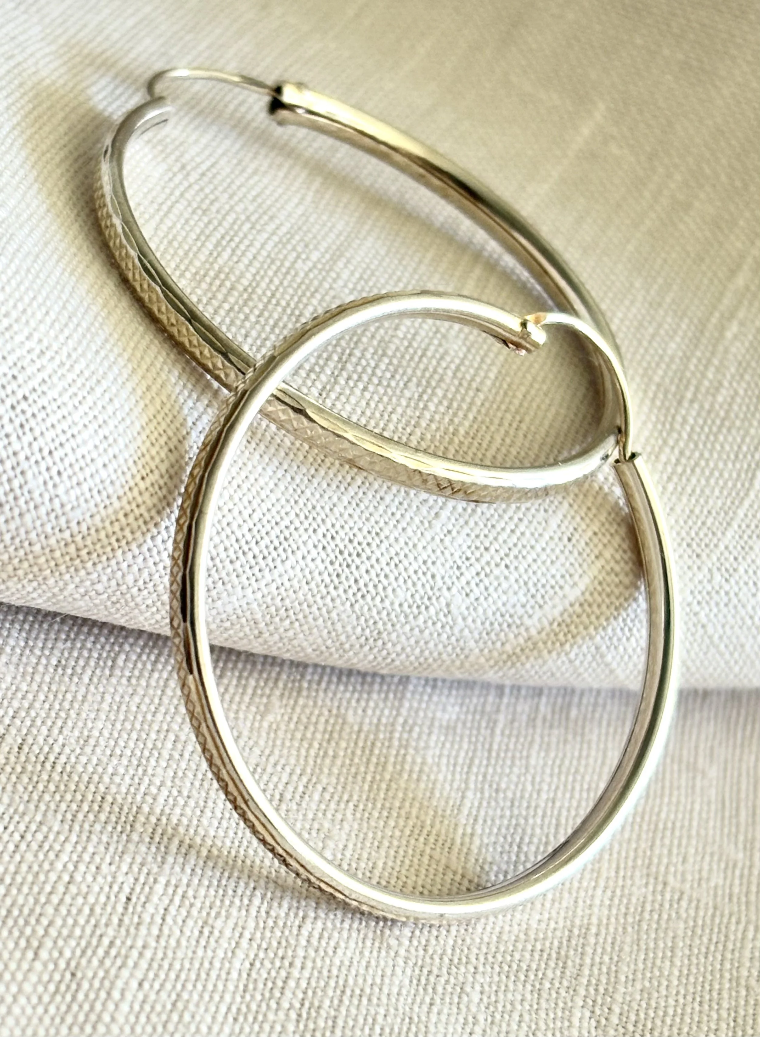Silver Hoops (Medium)