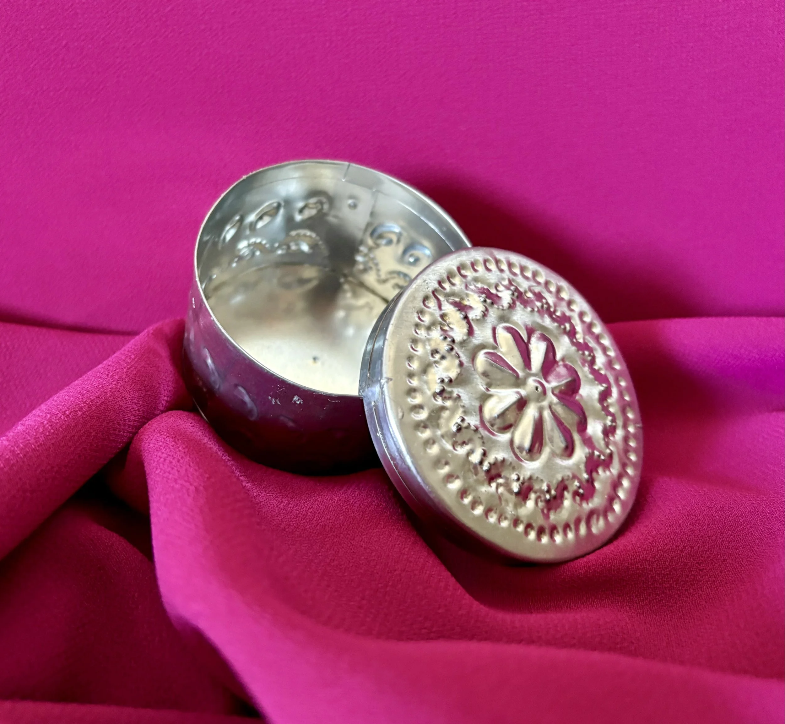 Rounded Jewelry Box (Small)