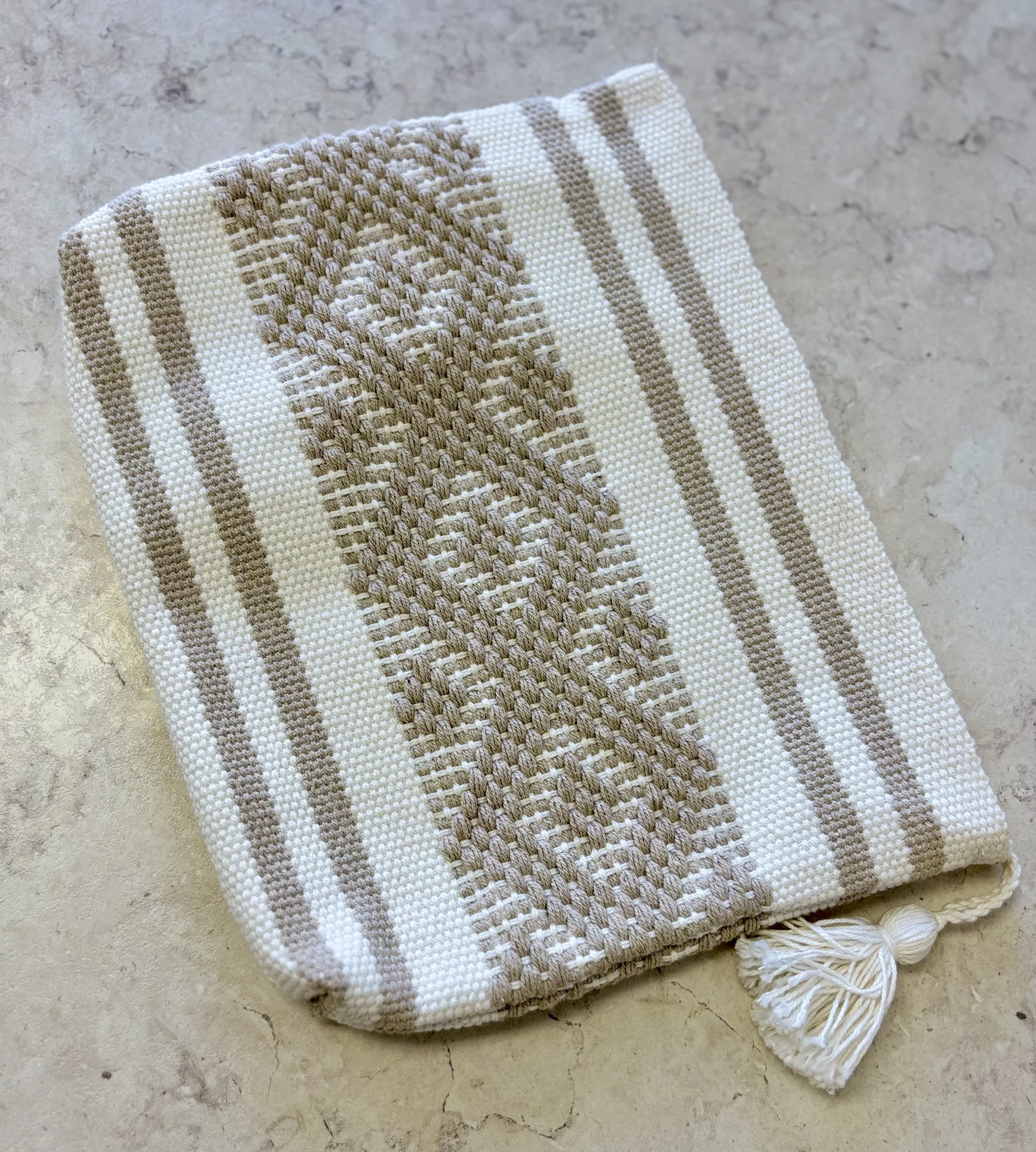 Item# 3H-White-Tan.jpg