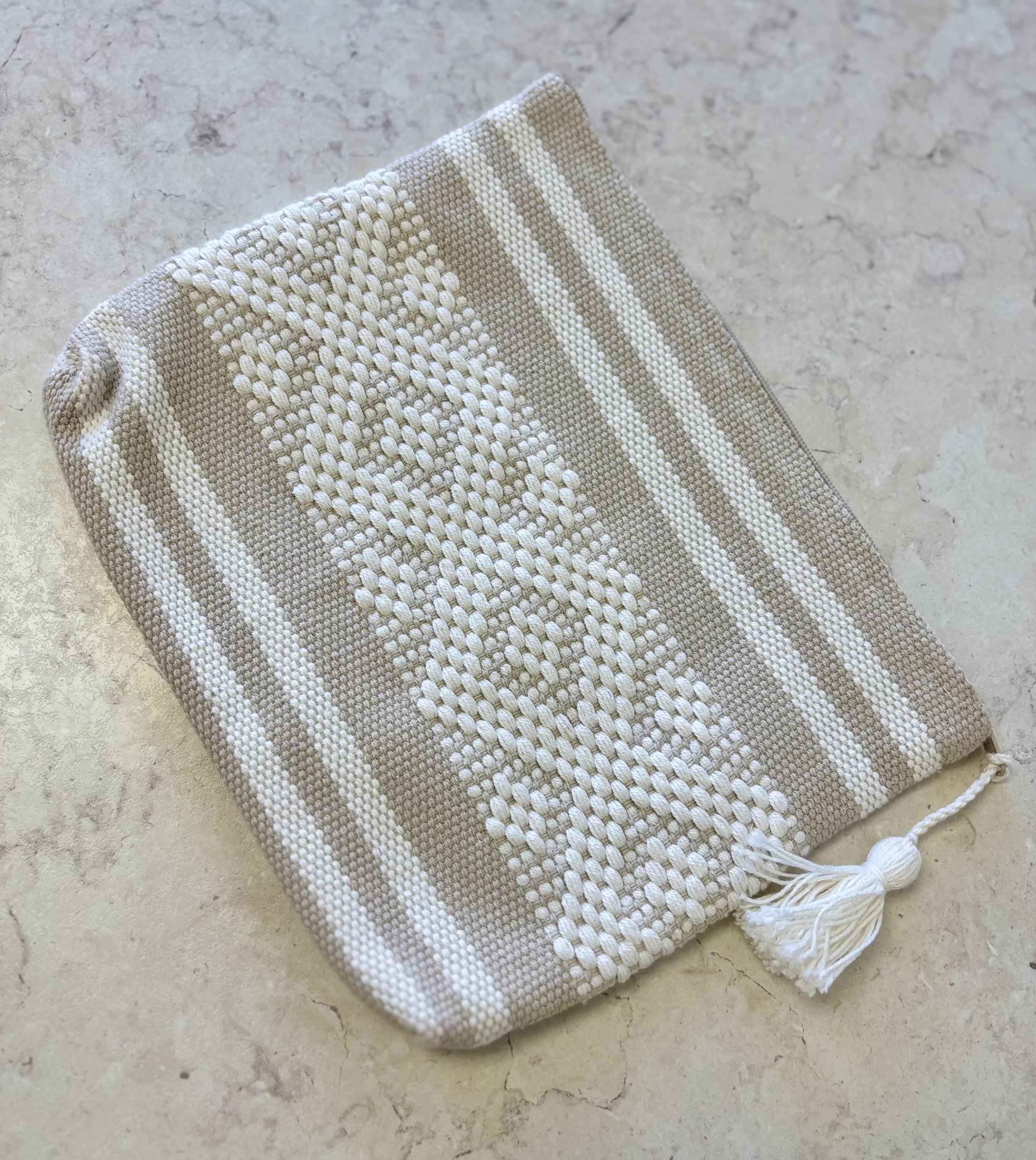 Item# 3G (Tan-White).jpg