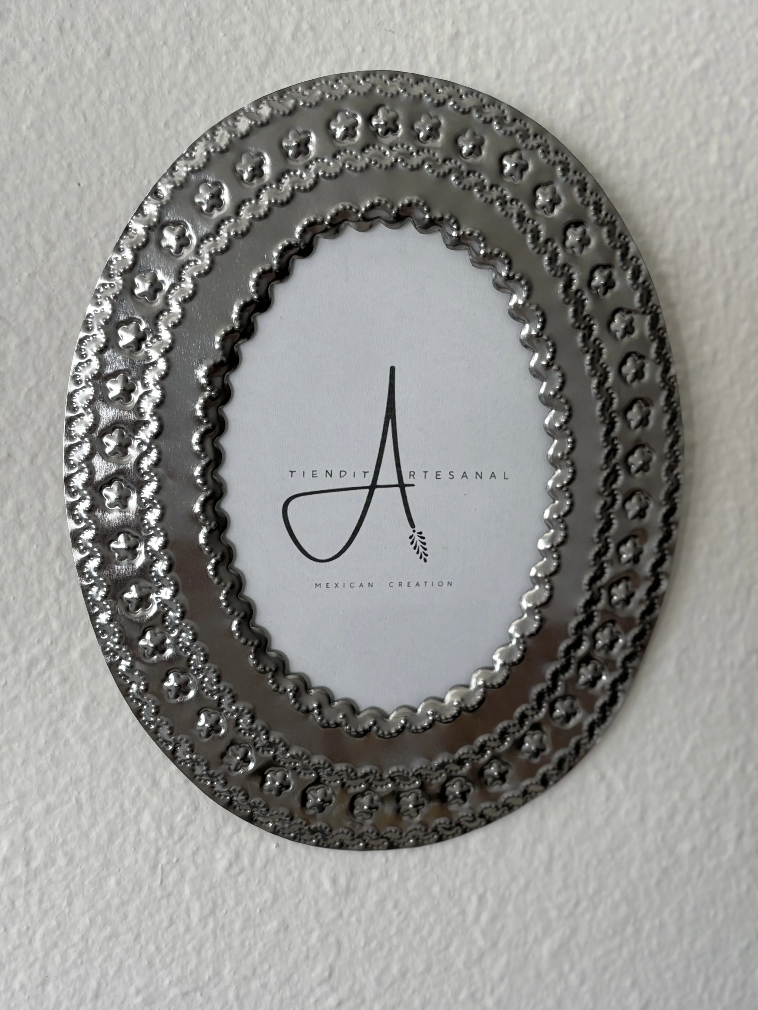 #40A-Large Picture Frame (1).jpg