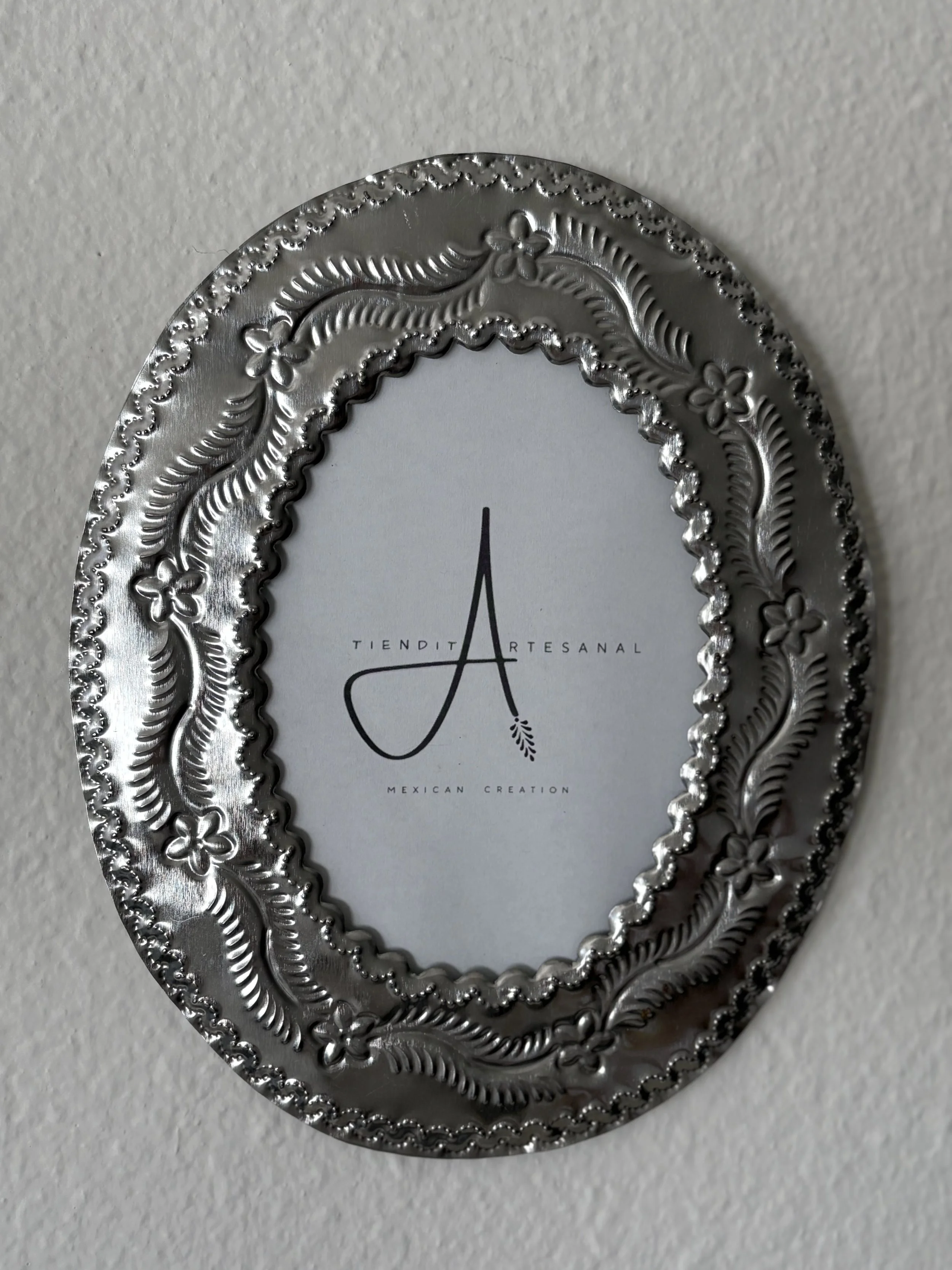 #40B-Large Picture Frame (2).jpg