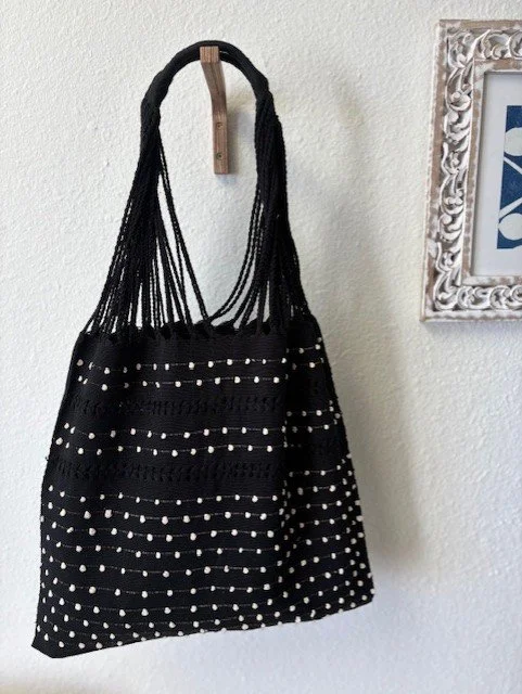 thumbnail_#14Q-Black (1).jpg