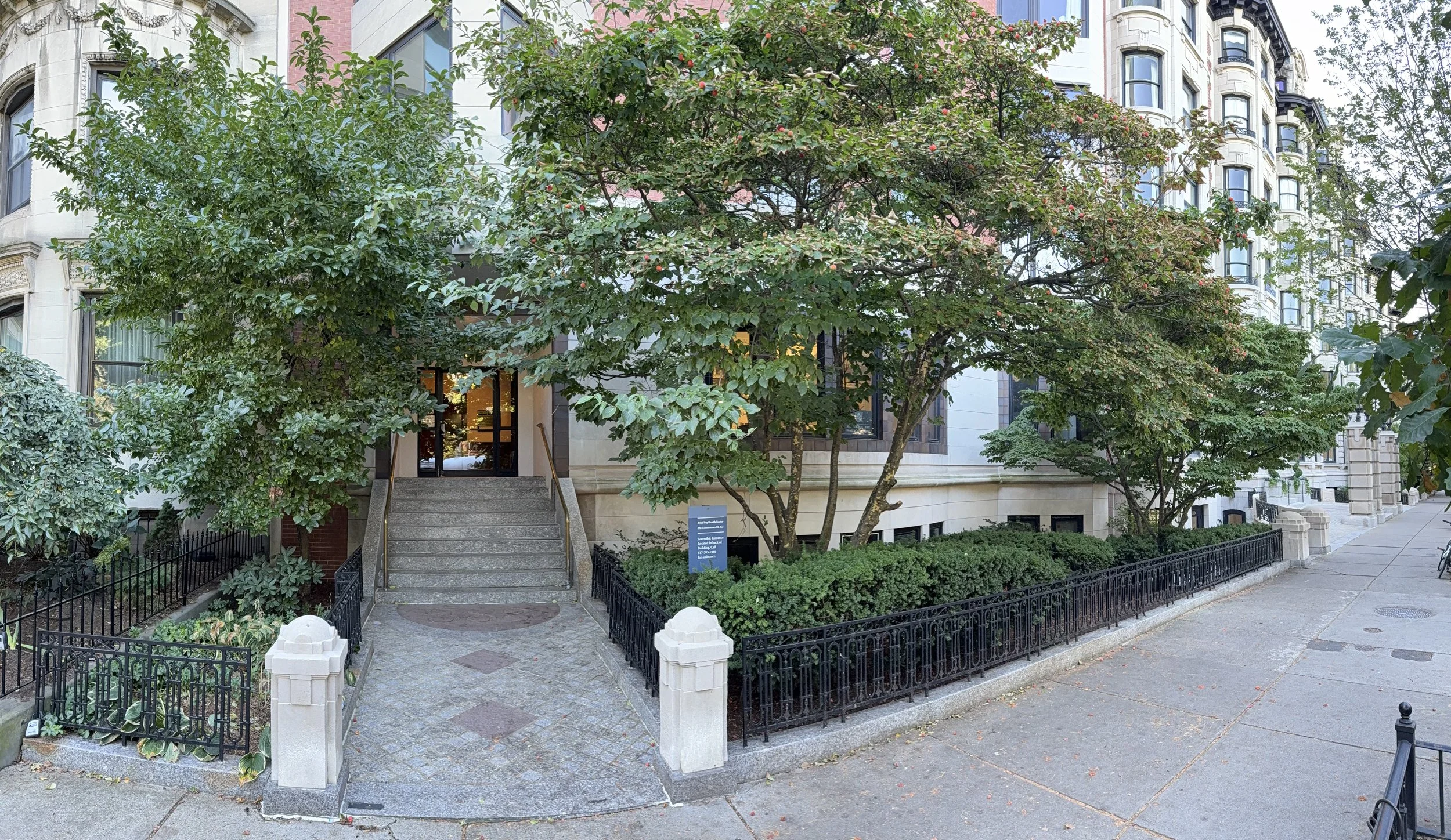 Front entrance of Dental Designs Boston, 388 Commonwealth Ave Unit B3, Boston MA