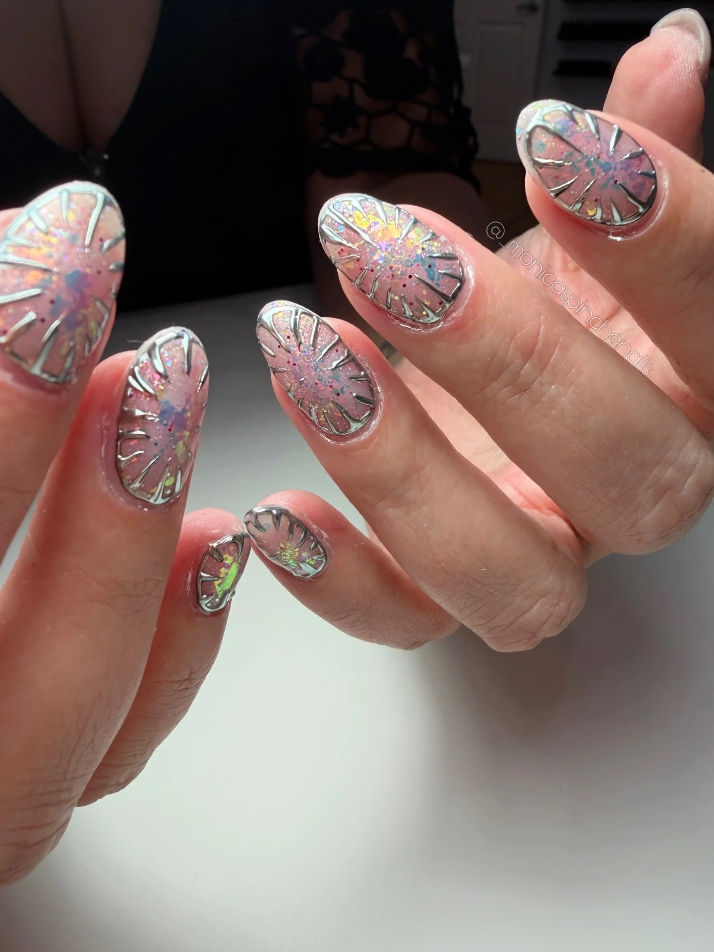 This post has no plot, just all the vibes ✨

.
.
.
.
#SLCnails #UtahNailTech #MidvaleNails #SLCbeauty #StructuredGel #GelX #NailArtist #modernnails #edgynails