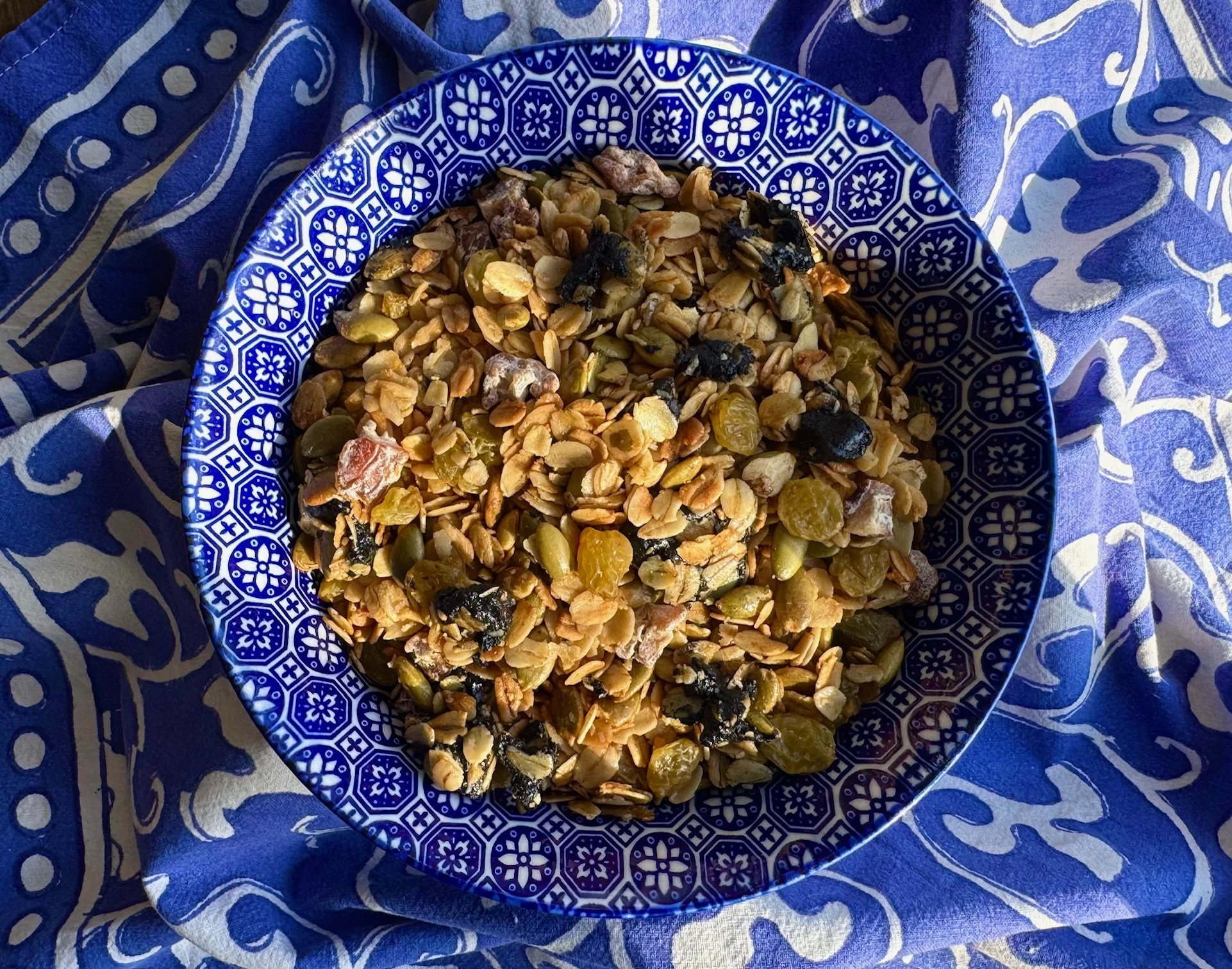 black sesame moon granola