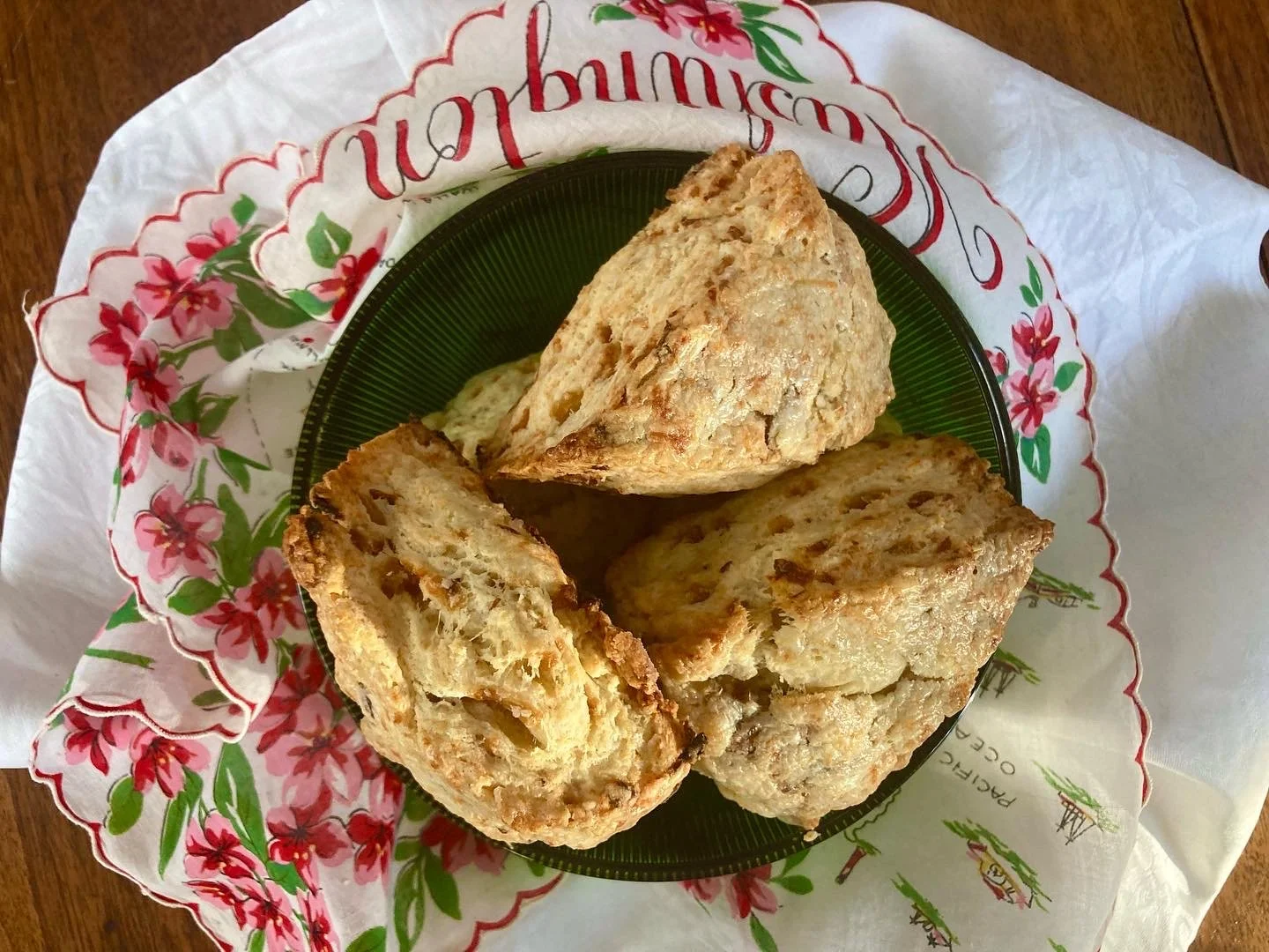 caramelized onion gruyere moon scone