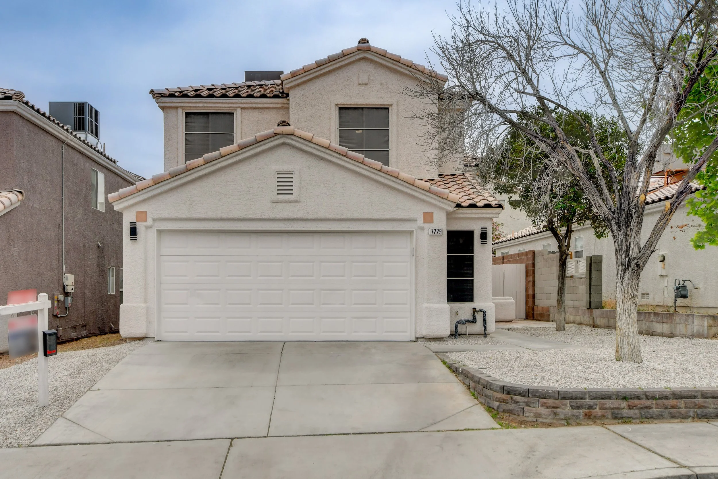 7229 Old Mission Dr 001.jpg