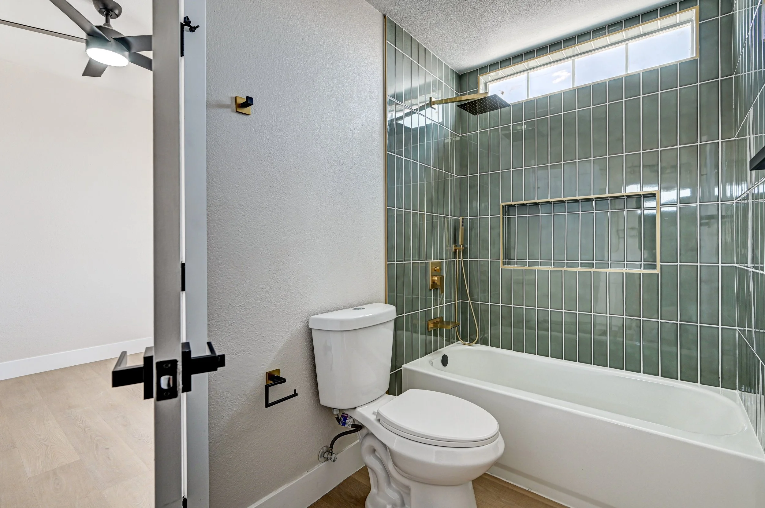 1001 Padre Island St52.jpg