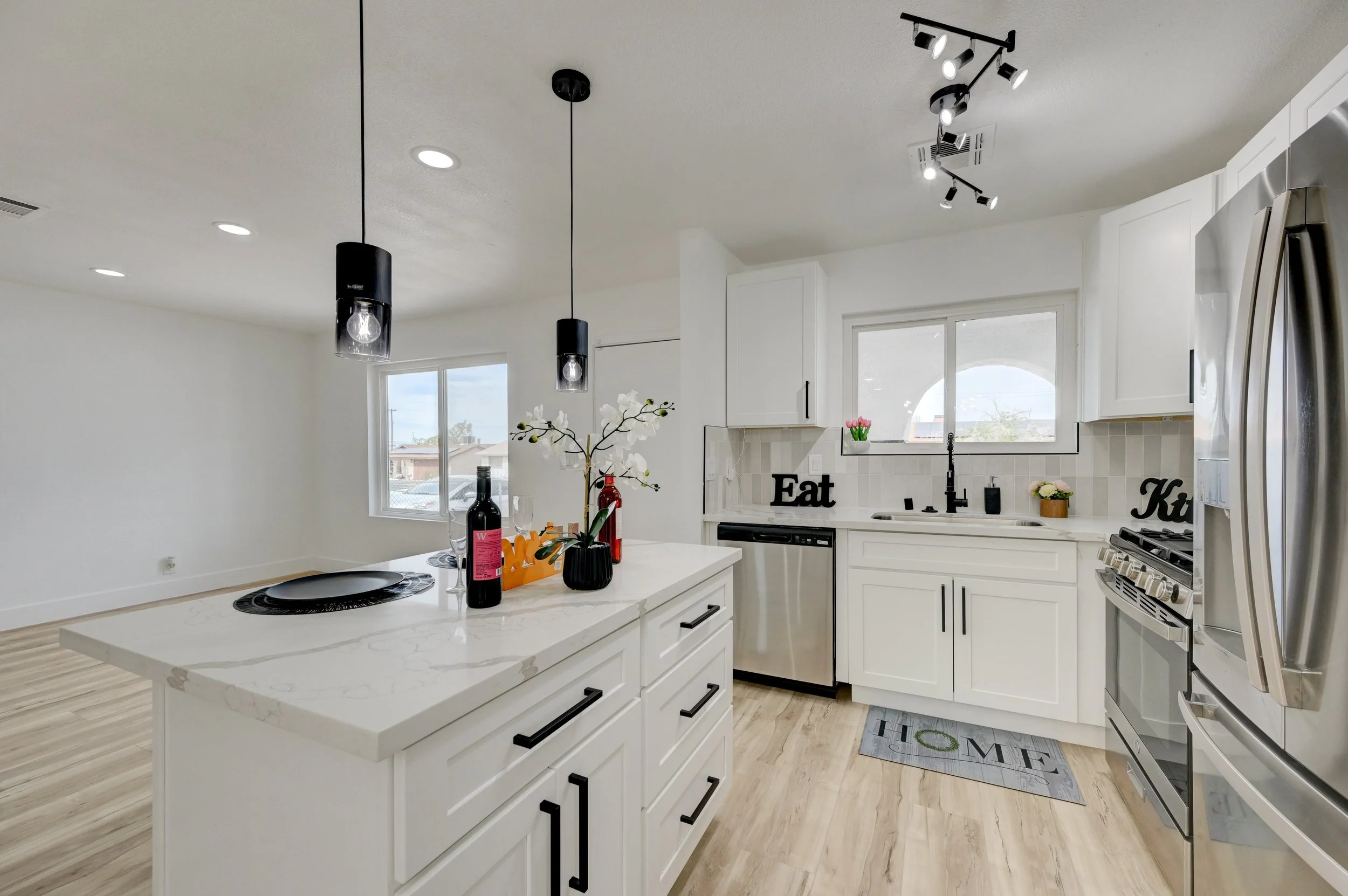 252 Meyers Ave_15.jpg