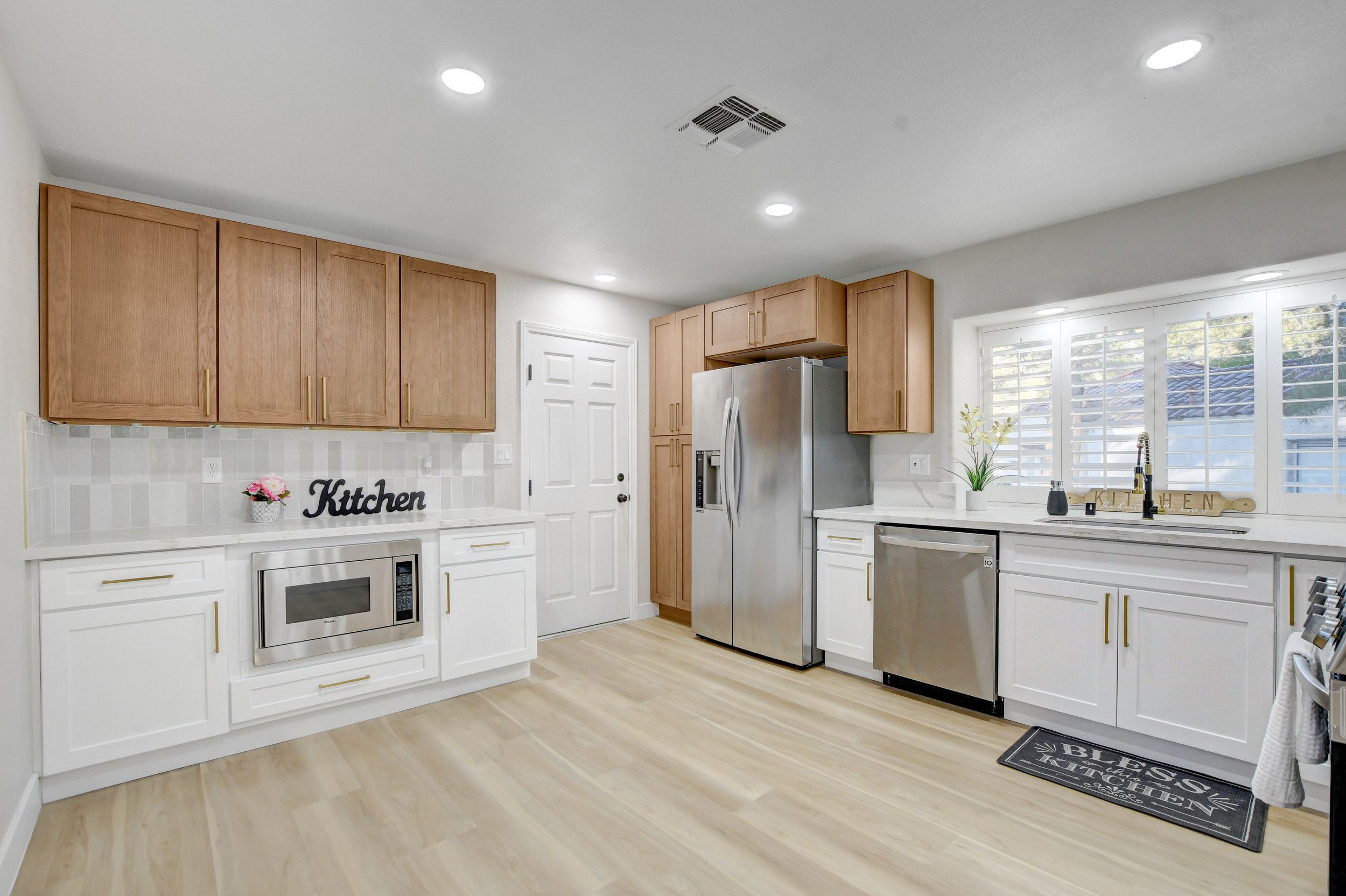 6987 Emerald Springs Ln 009.jpg