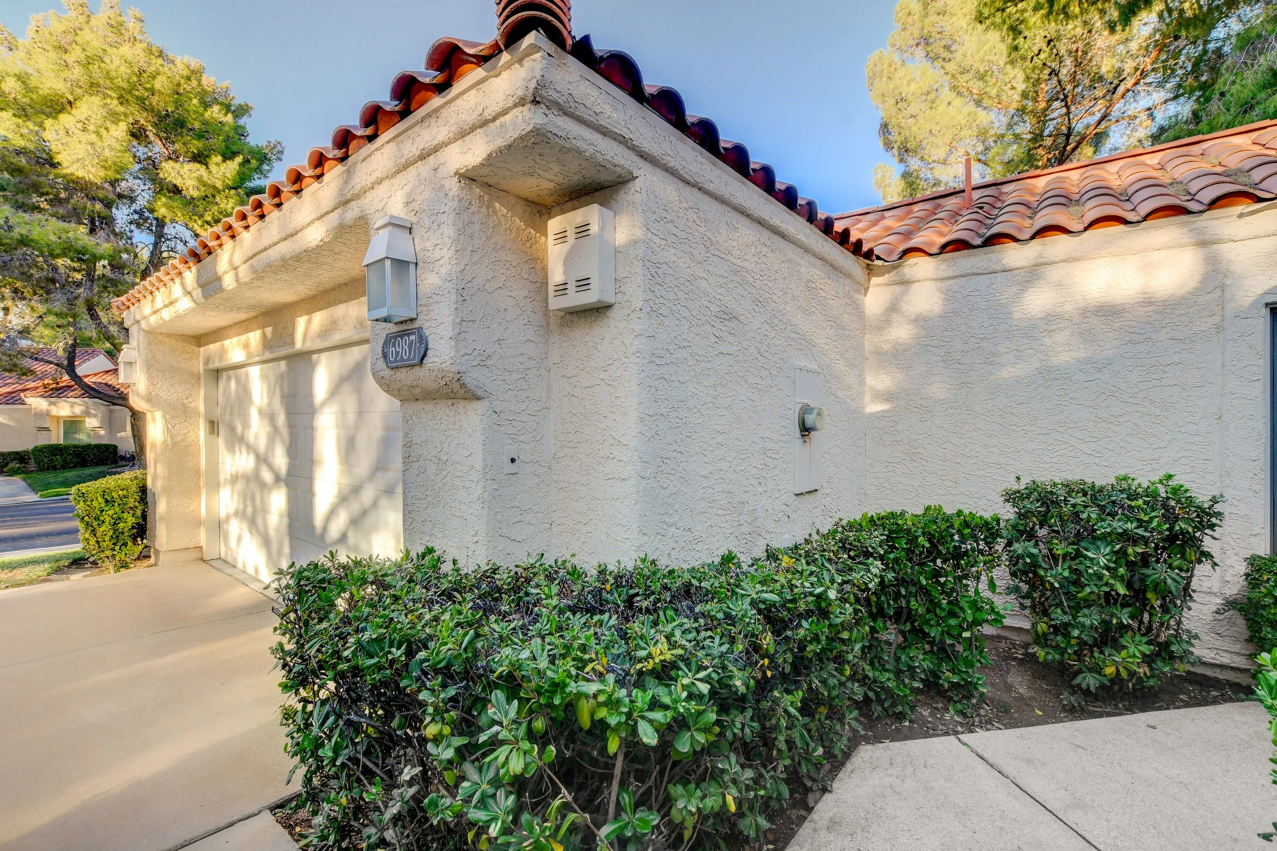 6987 Emerald Springs Ln 004.jpg