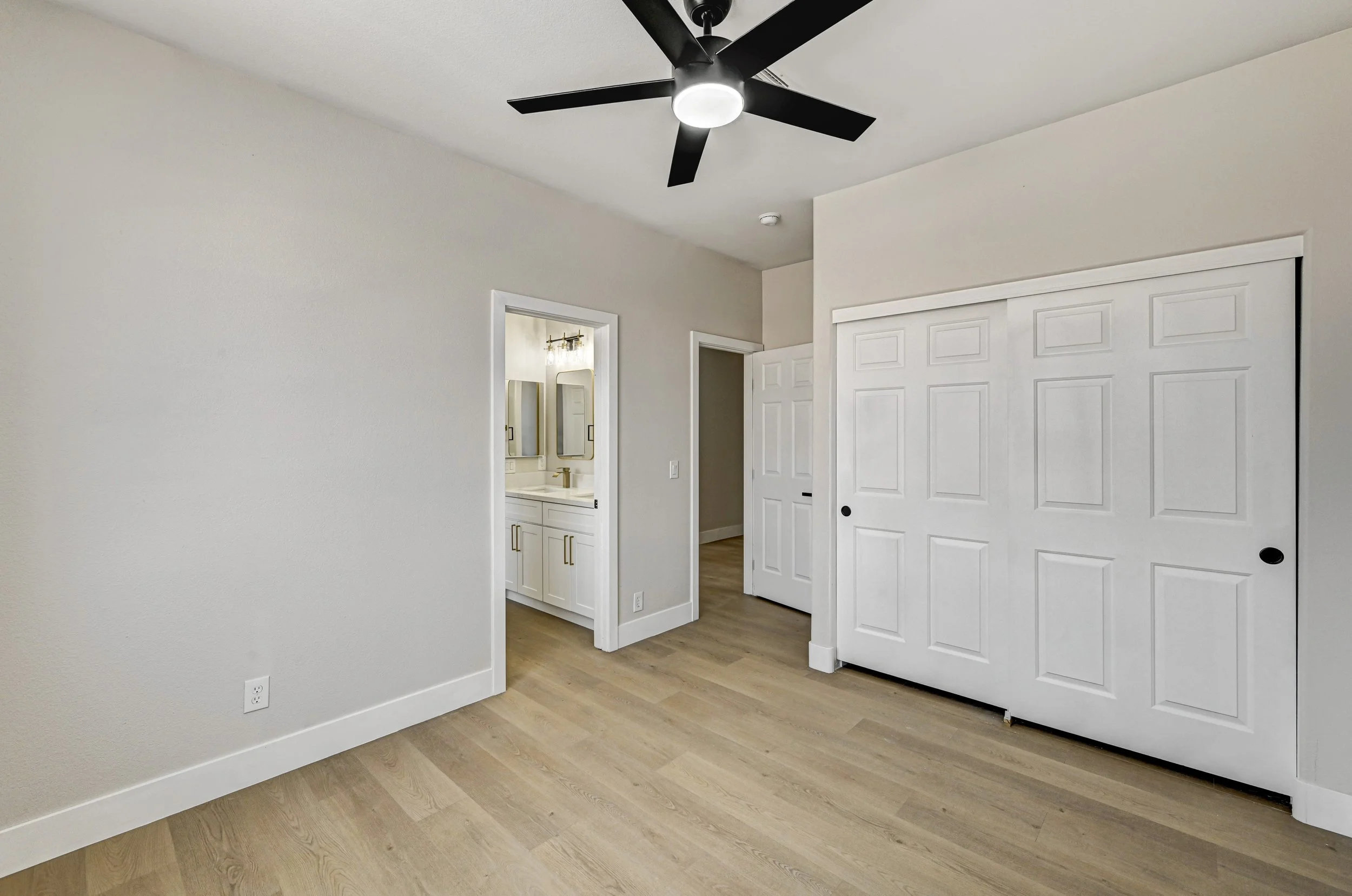 1001 Padre Island St50.jpg