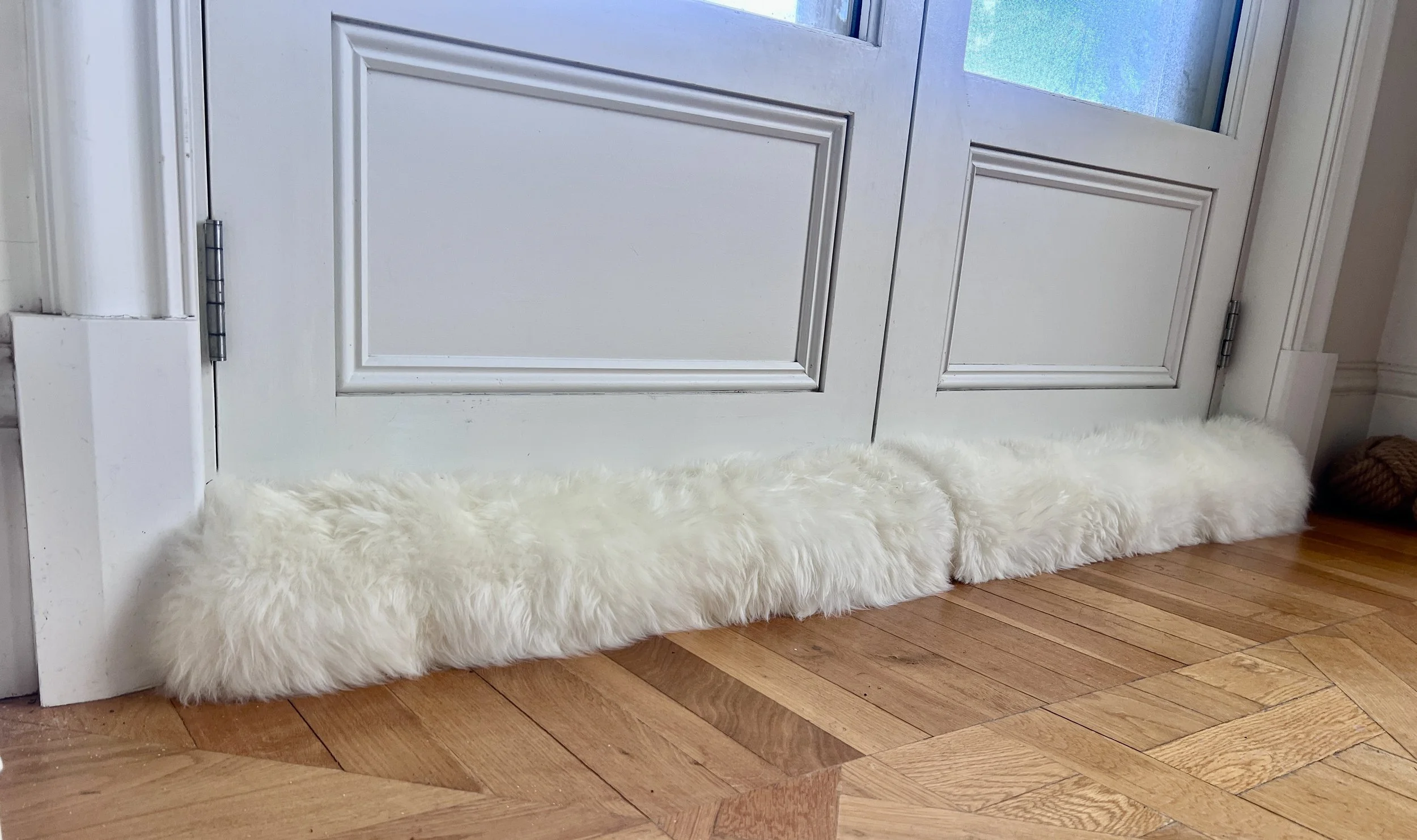 Doorway seal solution