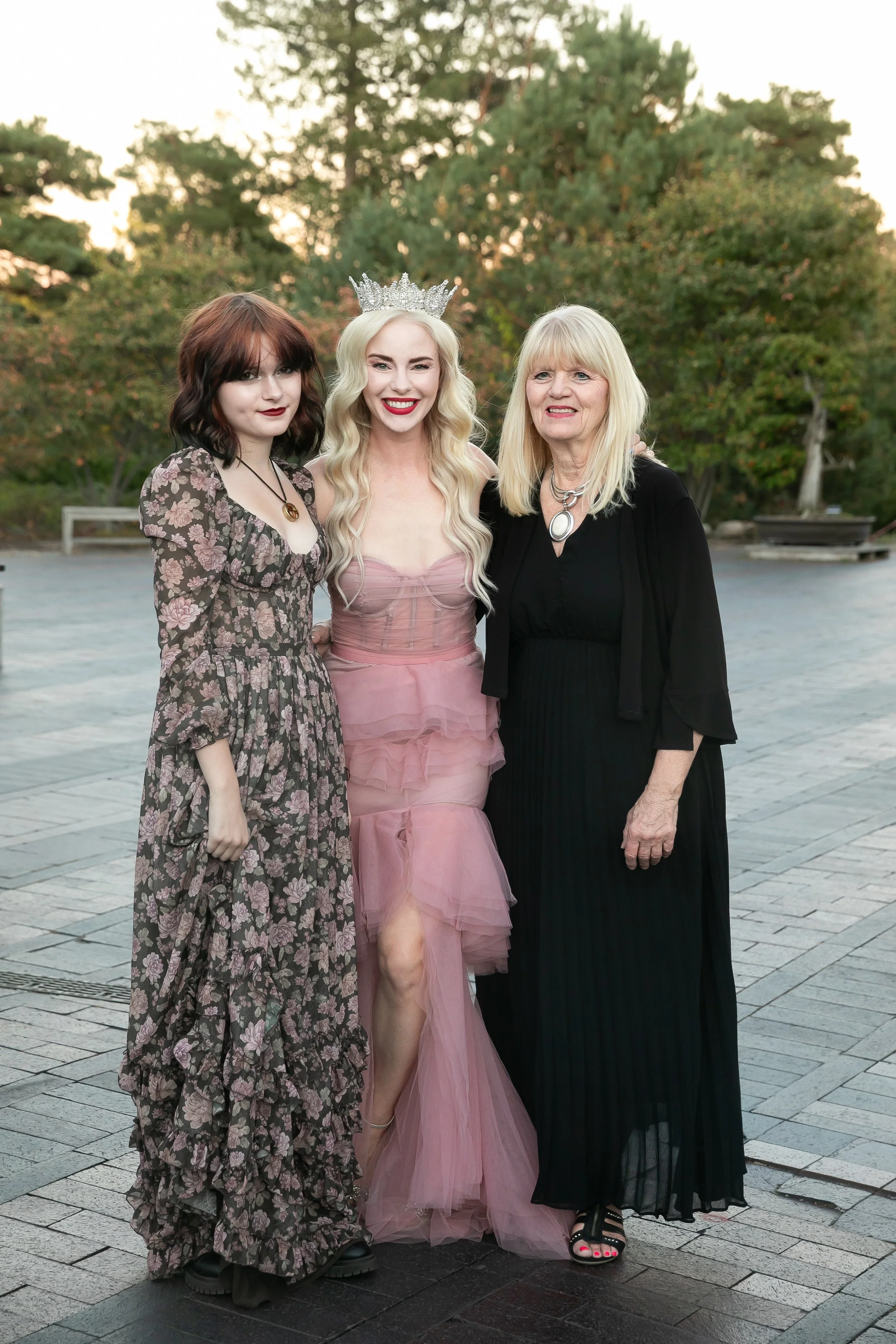 13SEP25_241015 KellyBday 061.jpg