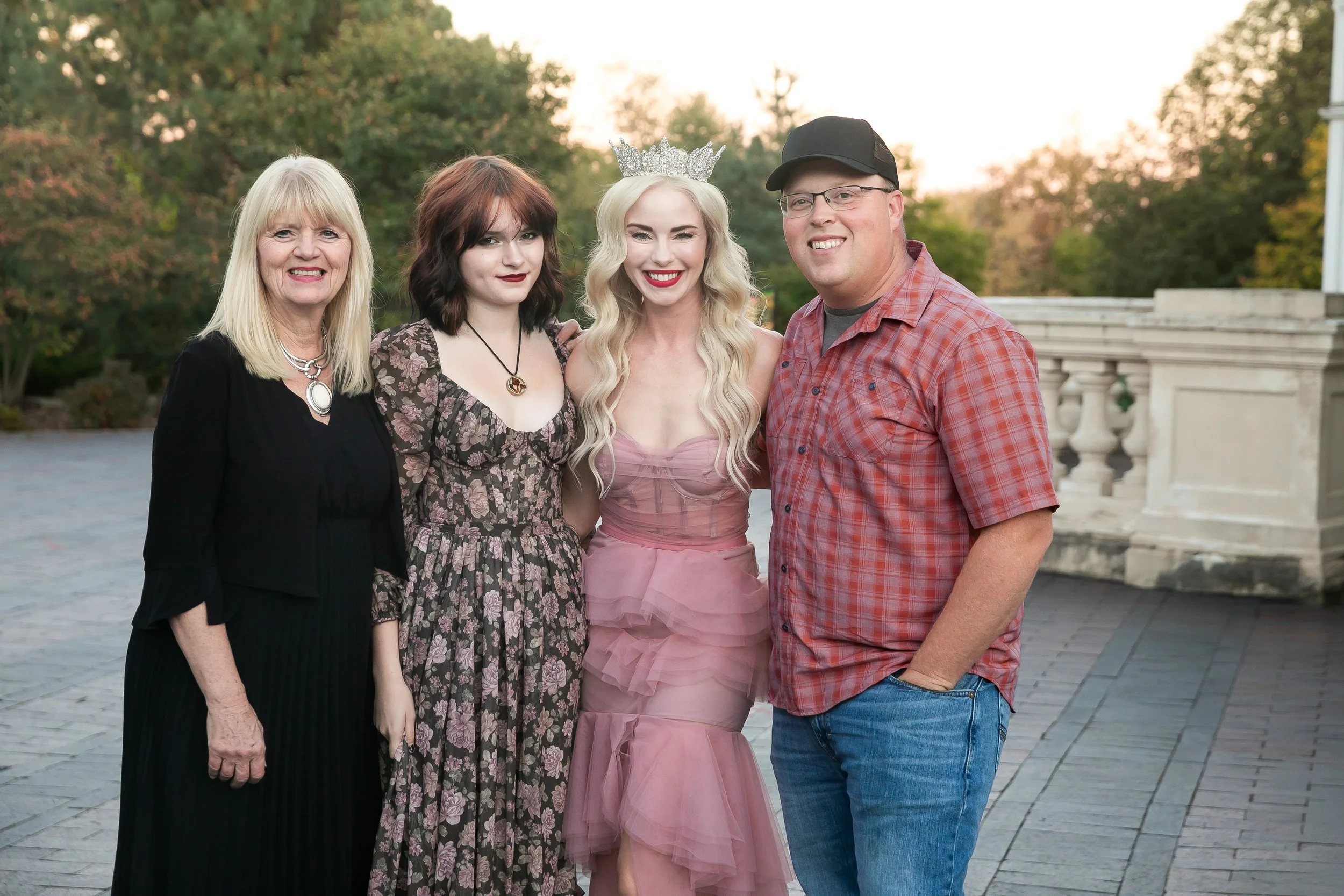 13SEP25_241015 KellyBday 067.jpg