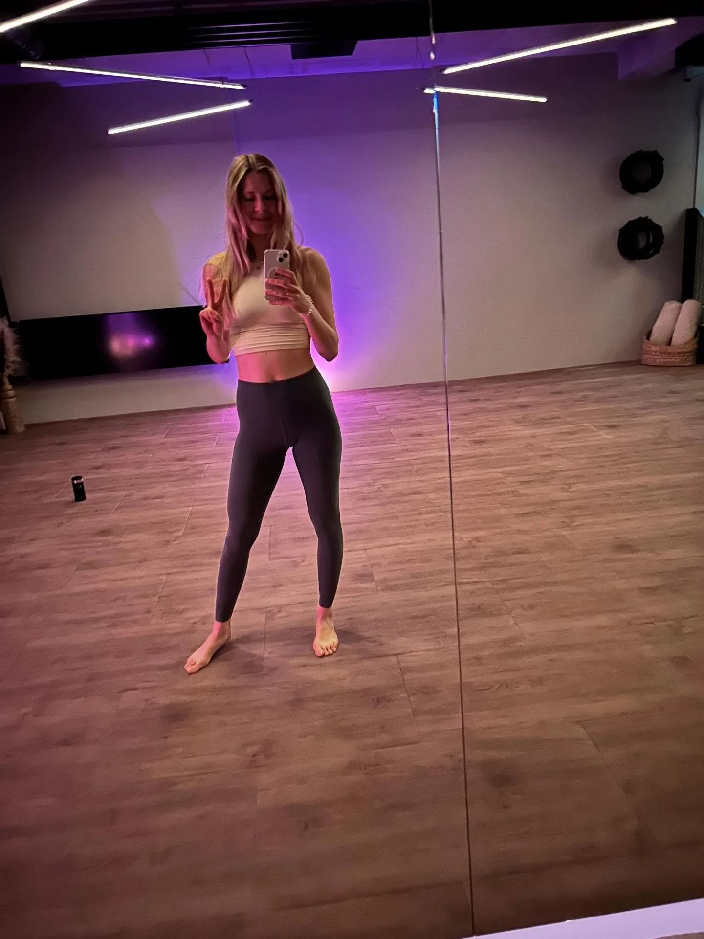 November du warst tough! 
So viele Yogaklassen habe ich noch nie unterrichtet, und ich liebe es &hellip; trotzdem habe ich es geschafft meiner gro&szlig;en Liebe, dem Schreiben meines Romans, Zeit zu widmen, wundervolle Momente mit meinen liebsten Me