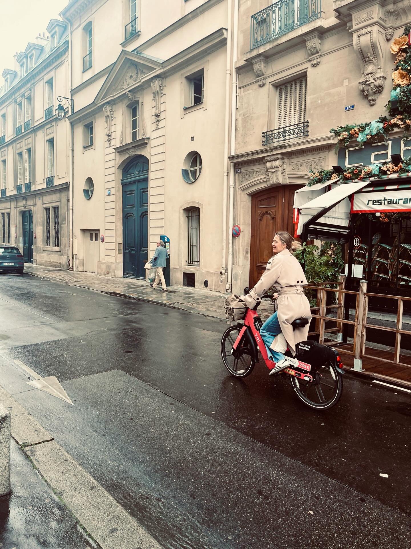 Paris mon amour, avec mon amour 💕

Wenn ein Tag in einen anderen Tag &uuml;ber geht 
Ein Traum, aus dem ich nicht aufwachen m&ouml;chte 

Das sch&ouml;nste Geburtstagsgeschenk - merci @victor_pierre_louis 🤍

#paris #amour #vie