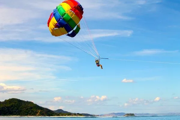 parasailing1.webp