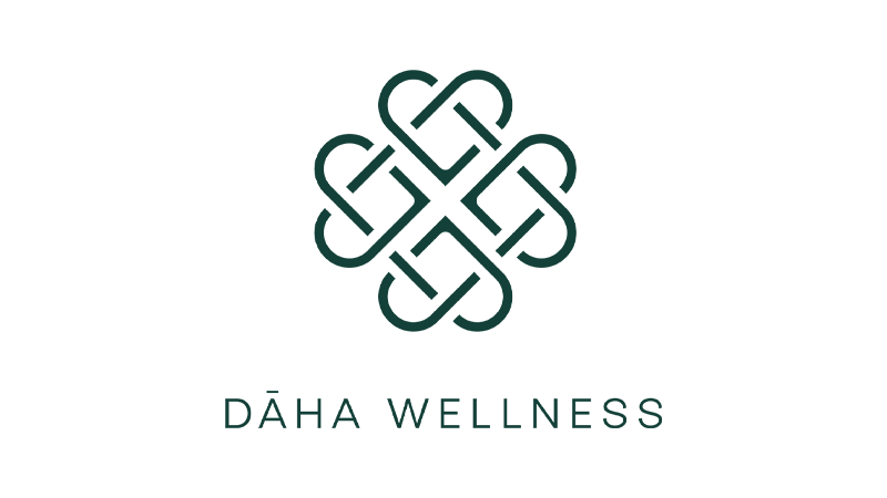 Logo of Dáha Wellness featuring an intricate, symmetrical knot design with the text 'Dáha Wellness' below.
