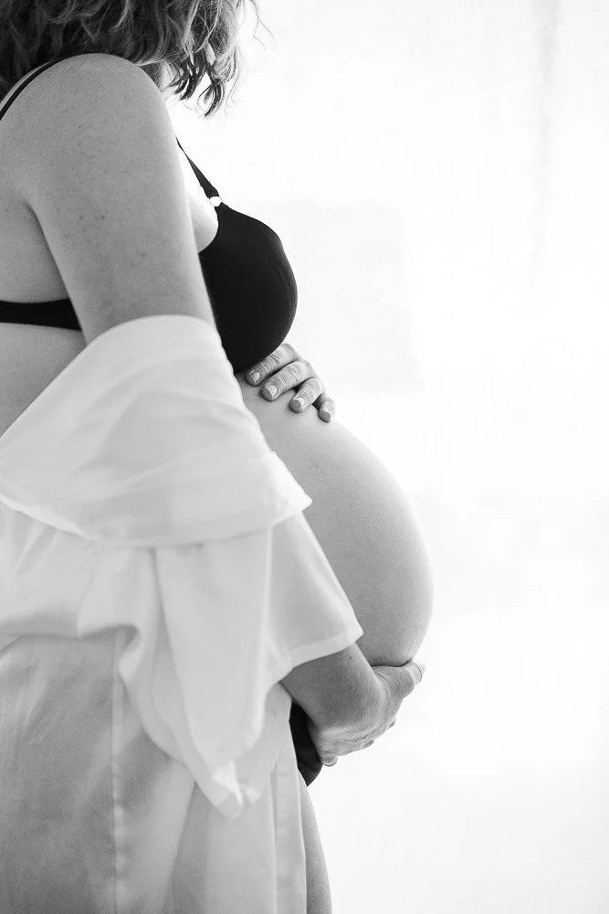 Séance grossesse intimiste a domicile-39.jpg