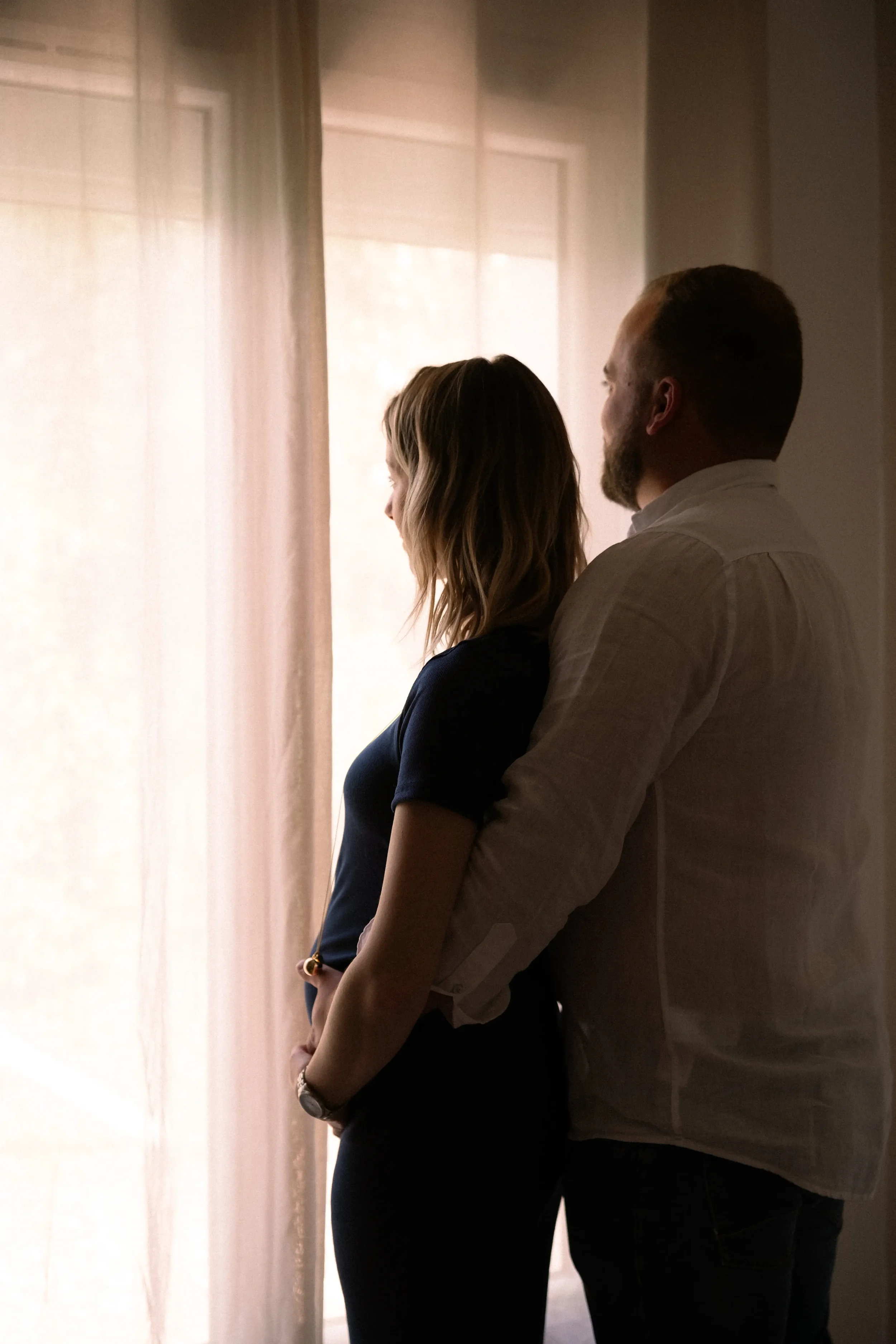 séance photo couple grossesse sur la cote d'opale