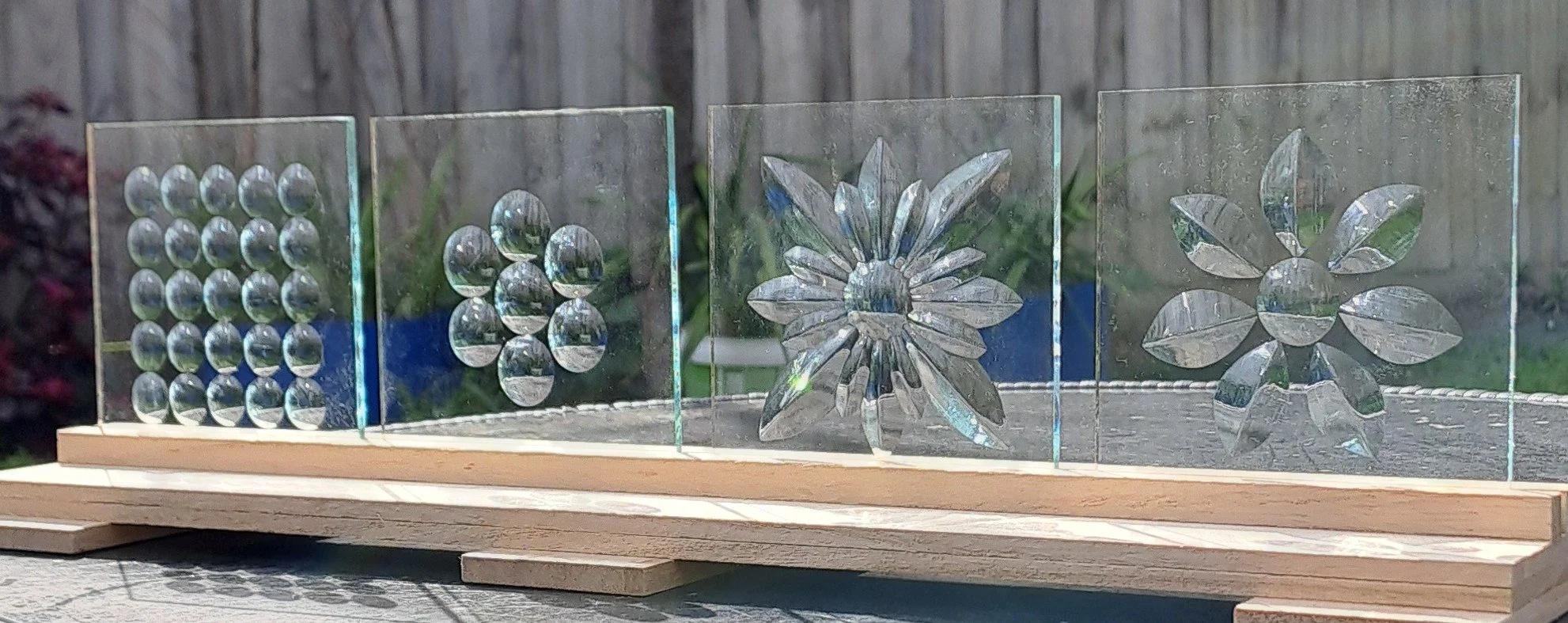 Brilliant cut, corner piece, polished glass