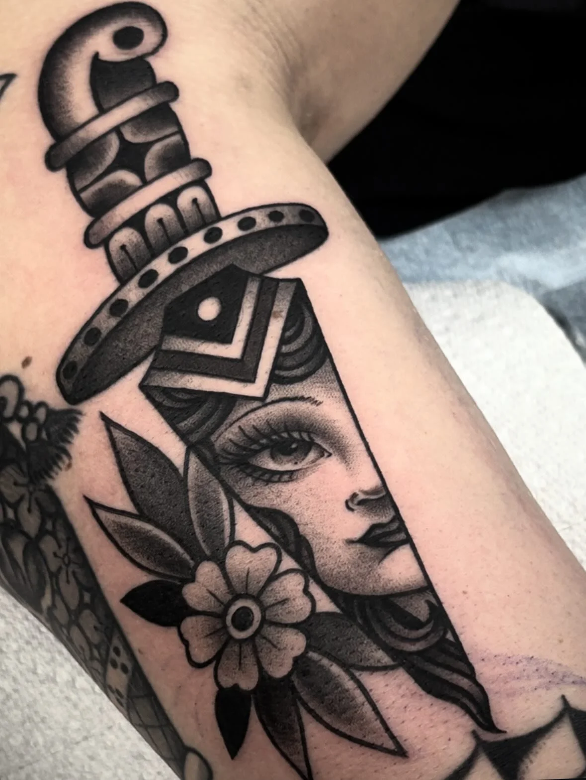 Tattoos that look like tattoos #havertownelectrictattoo