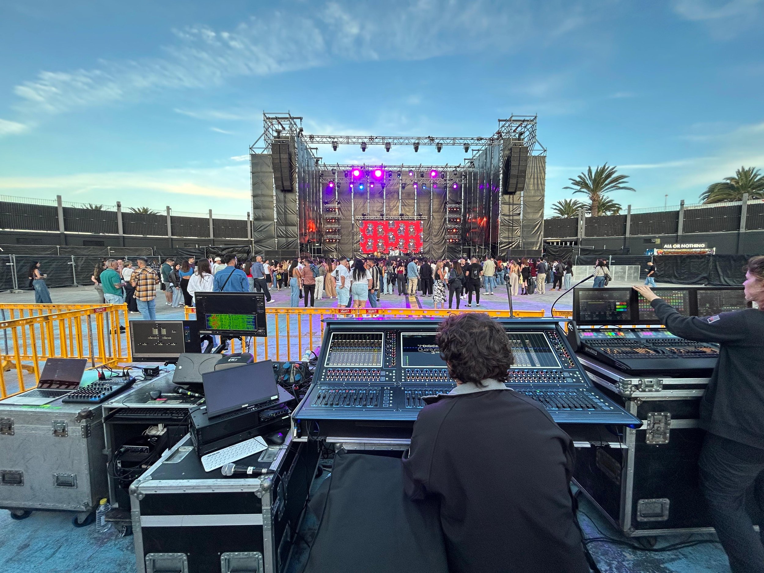 sonido-en-vivo-escenario-01.JPG