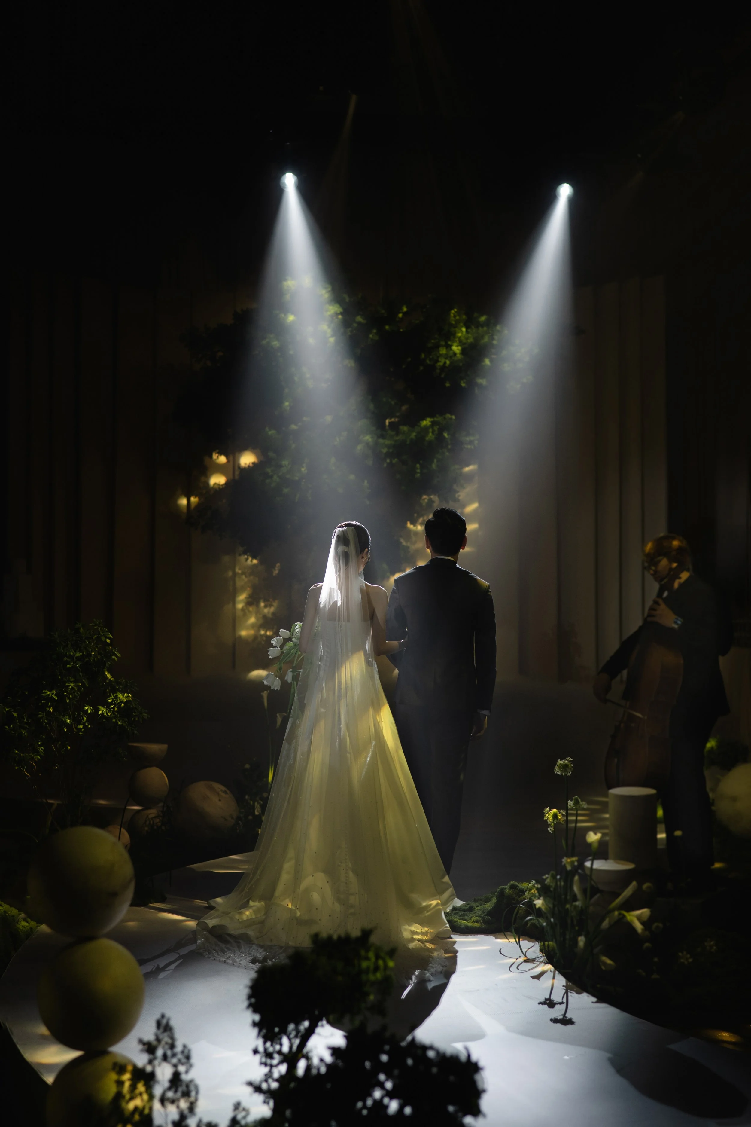 Sneakpeek_HuyNguyen_Wedding_Saigon_Vietnam_ThienTongPhotography_056TT2_0687.jpg