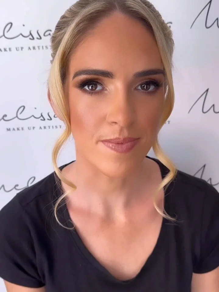 Bronze Smokey eye glam this morning. #makeuplook #smokeyeyemakeup #makeup #glam #instamakeup #bronzelook #smokeyeyes #mua #surreymakeupartist #sussexmakeupartist #makeupartist #beauty #glammakeuplook #glowup