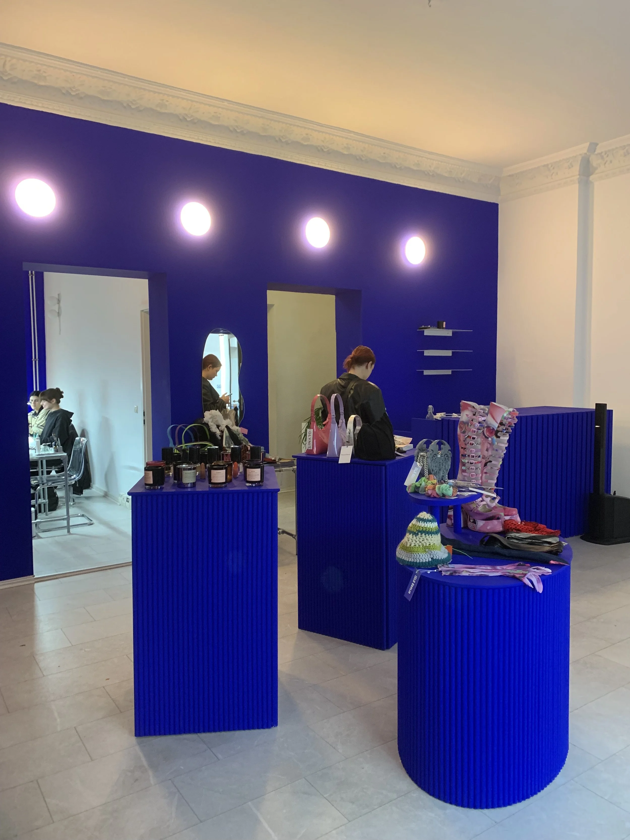 retail-space-painting-berlin2.jpg