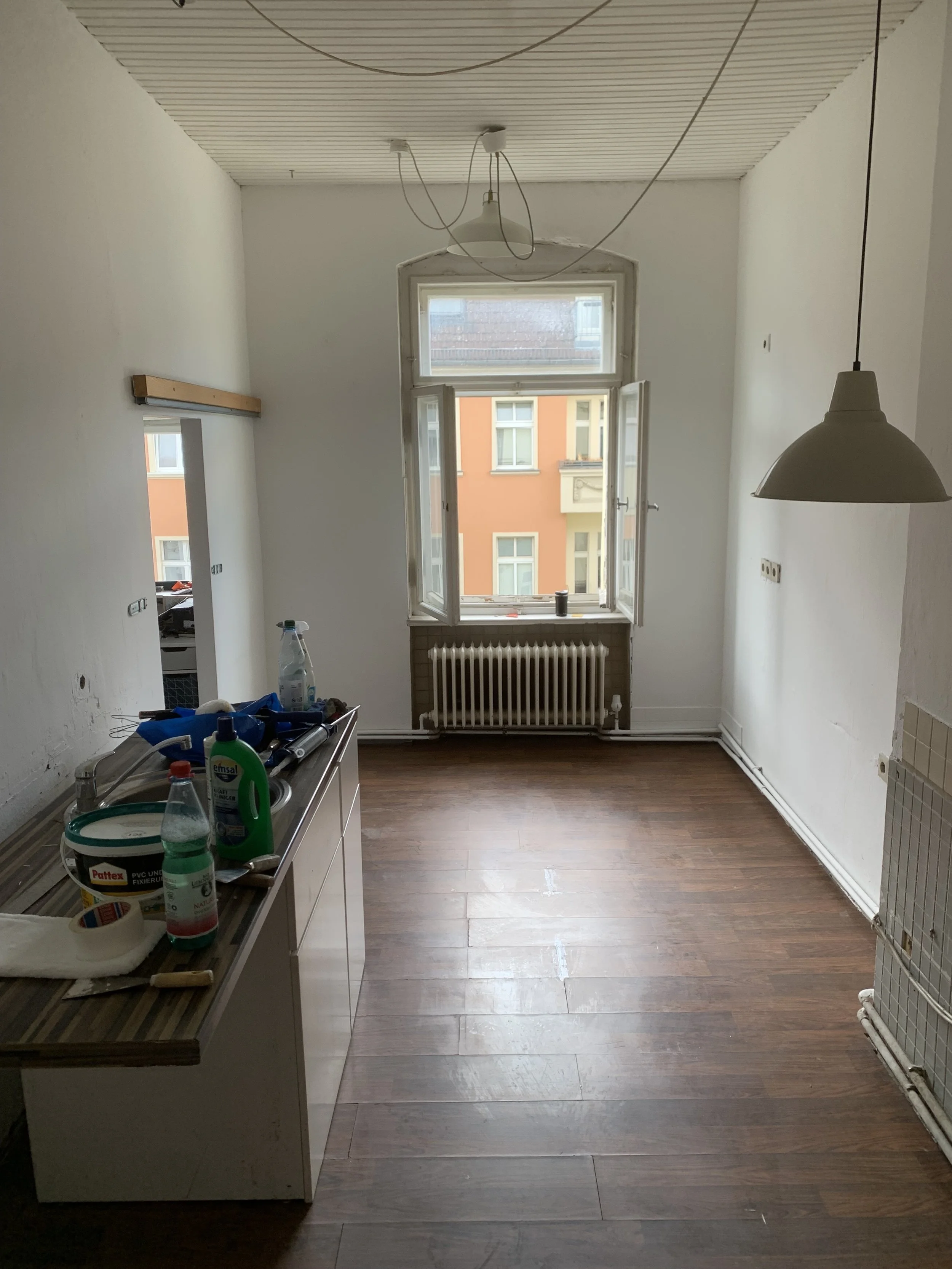 interior-design-berlin-floor-renovation-before.jpg